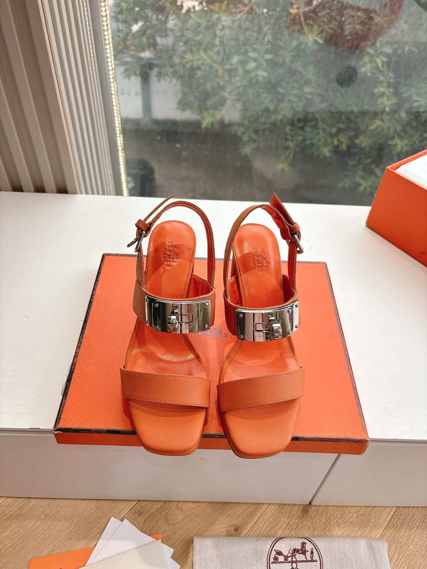 🌾所见即所得G038代购级别所见即所HERMES爱马仕| 2026 𝐬𝐬最新款大H厚底凉鞋经典款踩云脚感
