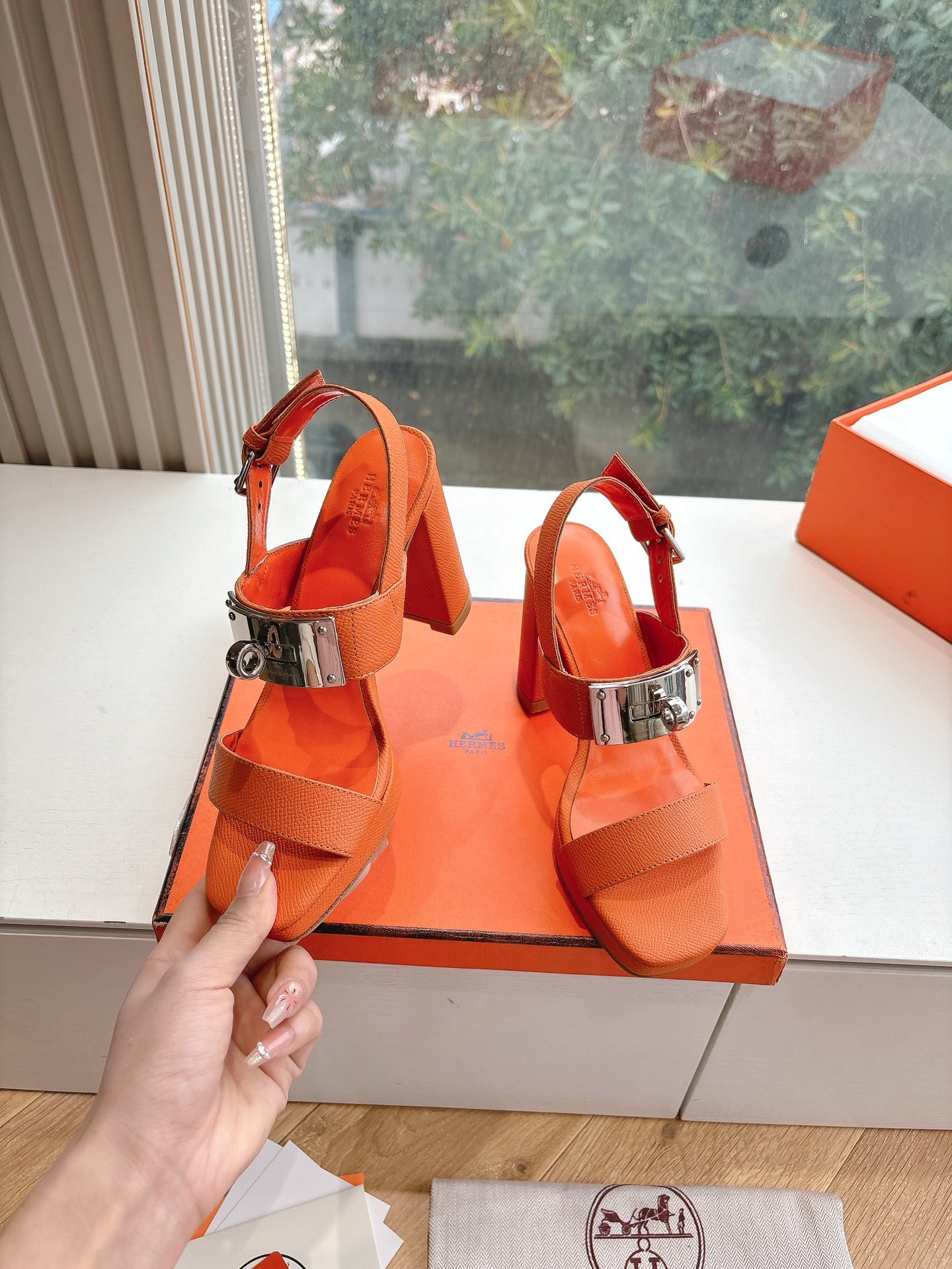 🌾所见即所得G038代购级别所见即所HERMES爱马仕| 2026 𝐬𝐬最新款大H厚底凉鞋经典款踩云脚感