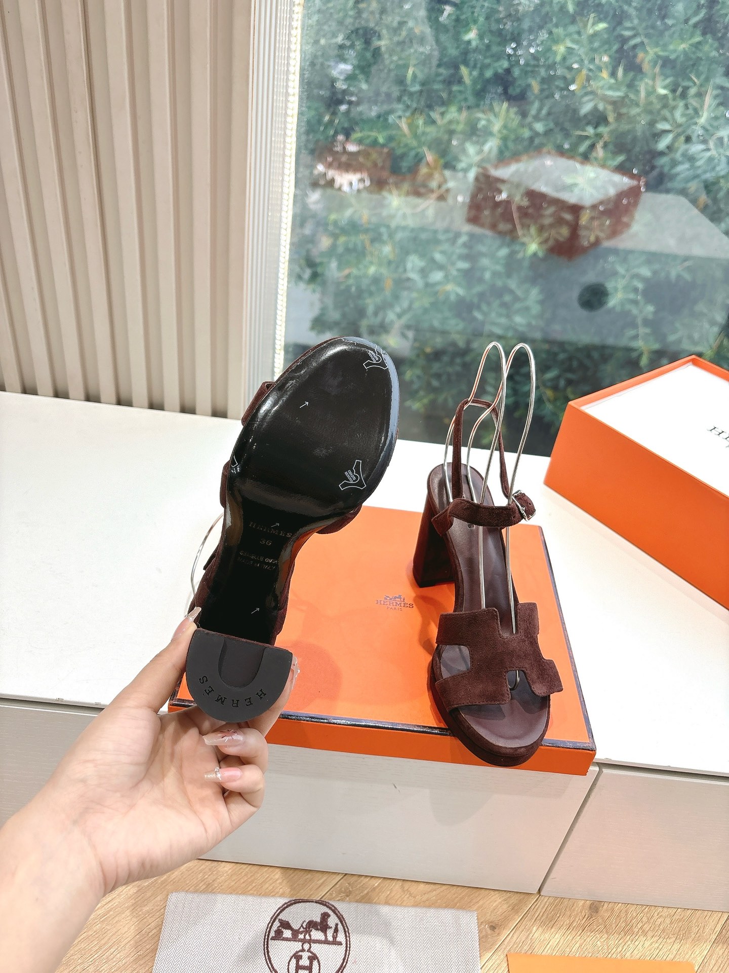 🌾所见即所得G038代购级别所见即所HERMES爱马仕| 2026 𝐬𝐬最新款大H厚底凉鞋经典款踩云脚感