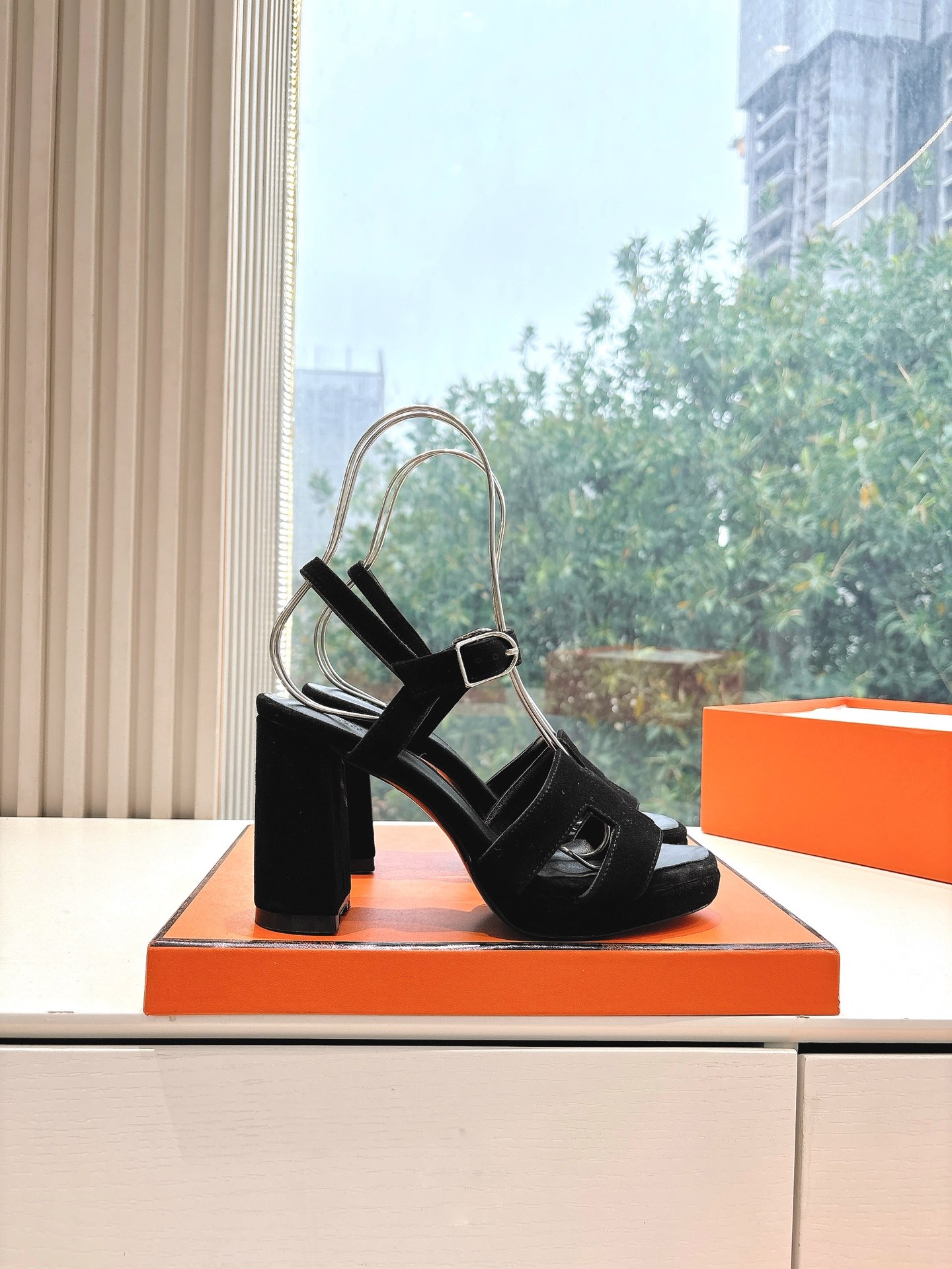 🌾所见即所得G038代购级别所见即所HERMES爱马仕| 2026 𝐬𝐬最新款大H厚底凉鞋经典款踩云脚感