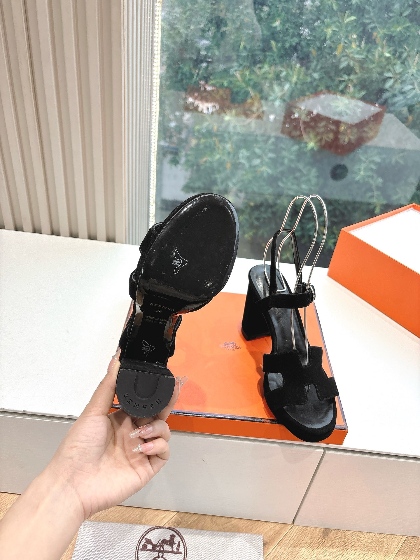 🌾所见即所得G038代购级别所见即所HERMES爱马仕| 2026 𝐬𝐬最新款大H厚底凉鞋经典款踩云脚感