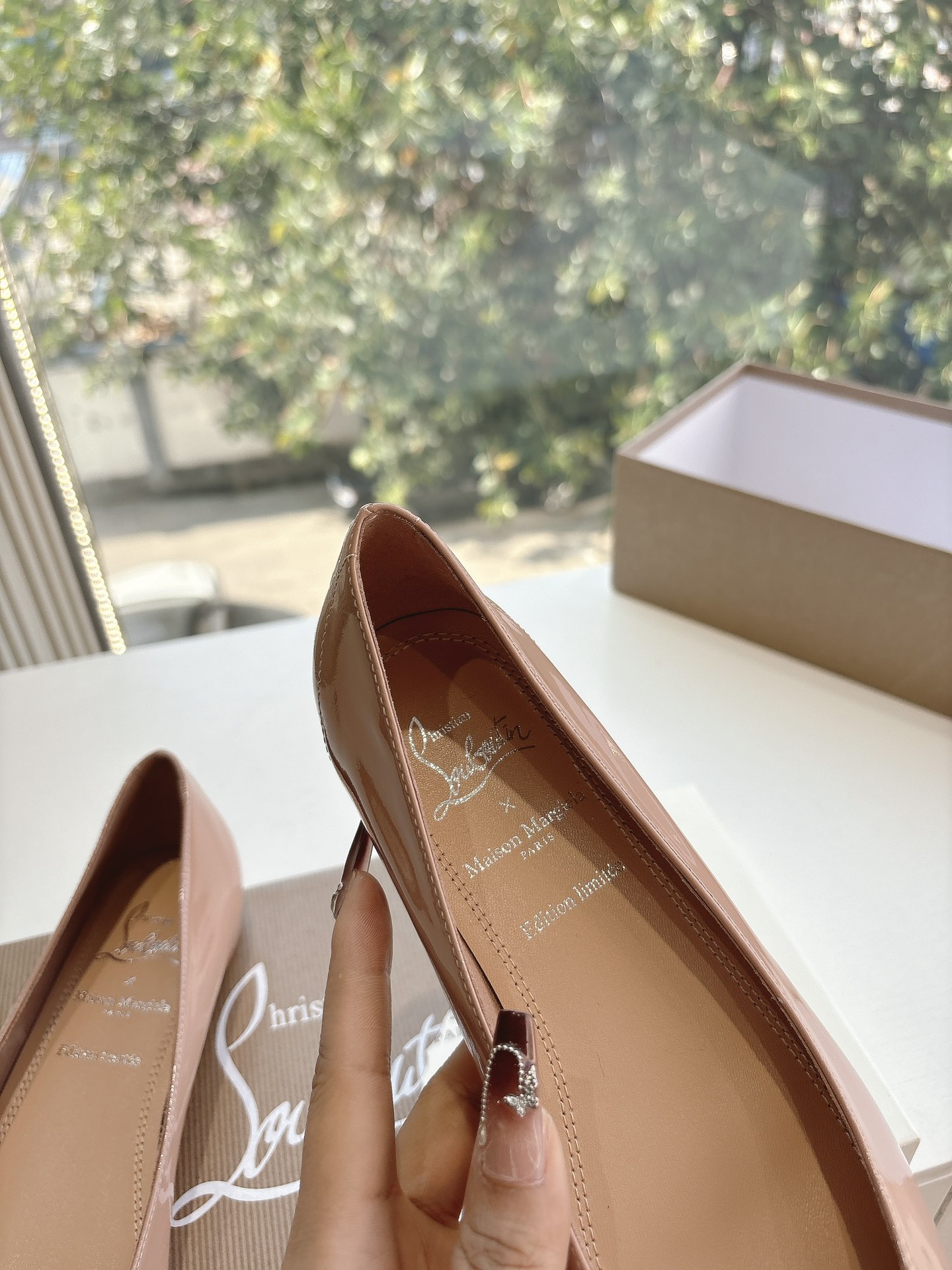 Christian Louboutin & Maison Margiela Red Toe Ballet Shoes Review - 图片 9