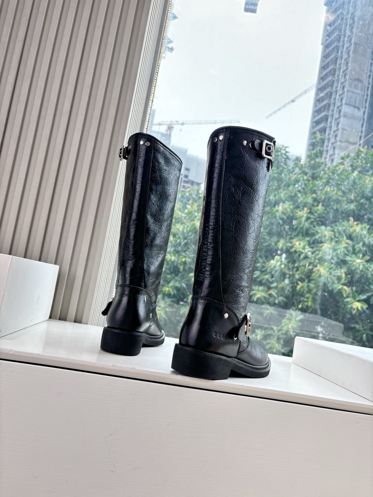 Stylish Western Cowboy Boots 2025: Cowskin Fabric, Rubber Sole, Size 35-39# - 图片 3