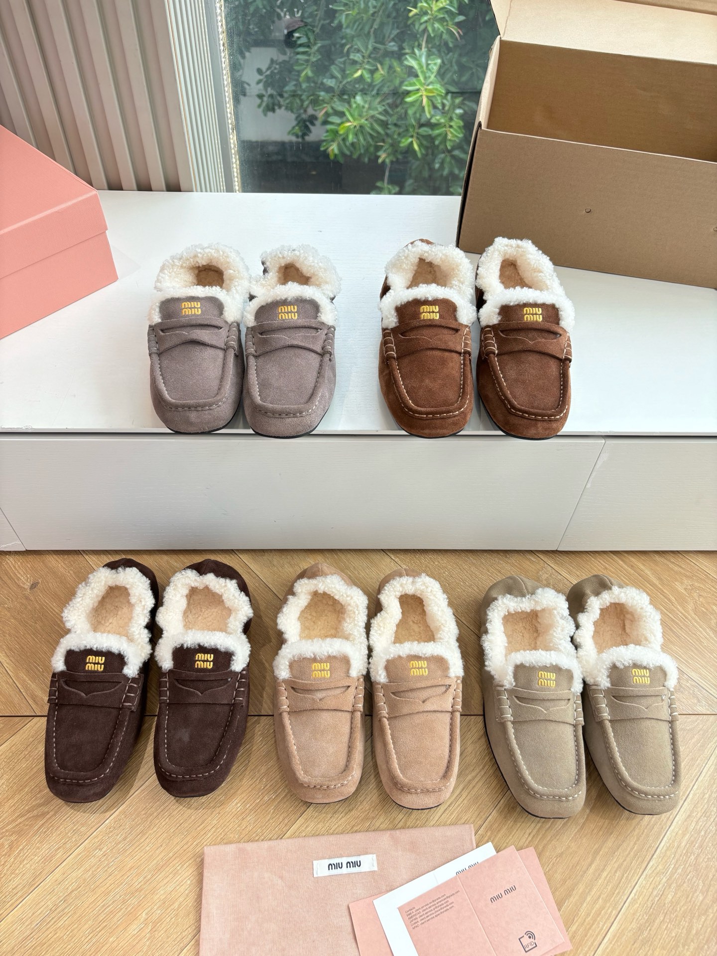 带飞机盒所见即所得G042现货供应MIUMIU*缪缪厚底年新款英伦风羊毛乐福鞋棉鞋 🤩怎么穿都好看今夏时髦精最爱 看起来