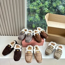 带飞机盒所见即所得G042现货供应MIUMIU*缪缪厚底年新款英伦风羊毛乐福鞋棉鞋 🤩怎么穿都好看今夏时髦精最爱 看起来 带飞机盒所见即所得G042现货供应MIUMIU*缪缪厚底年新款英伦风羊毛乐福鞋棉鞋 🤩怎么穿都好看今夏时髦精最爱 看起来