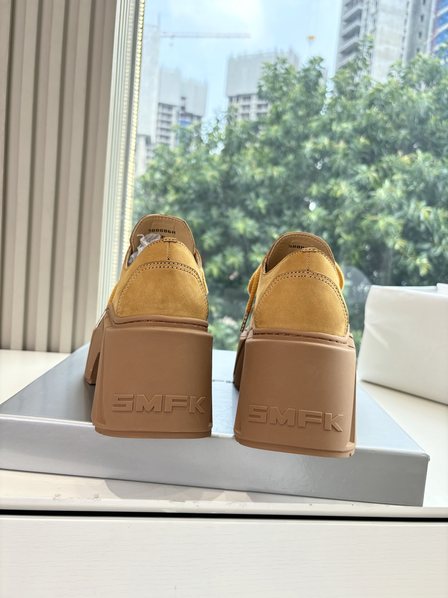 SMFK’s 2025 High-Cut Sneakers: Fashionable, Comfortable, and Invincible - 图片 9