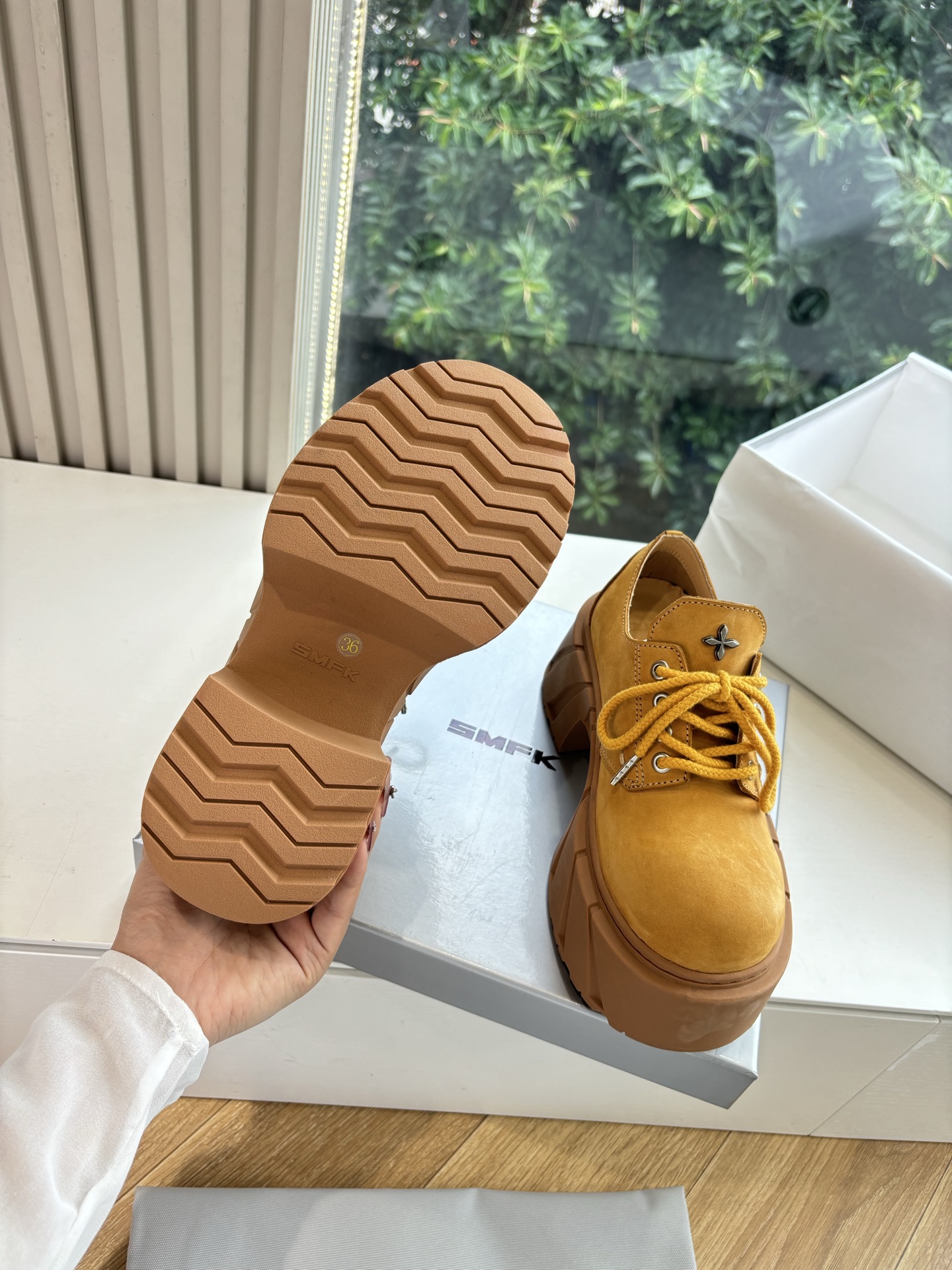 SMFK’s 2025 High-Cut Sneakers: Fashionable, Comfortable, and Invincible - 图片 6