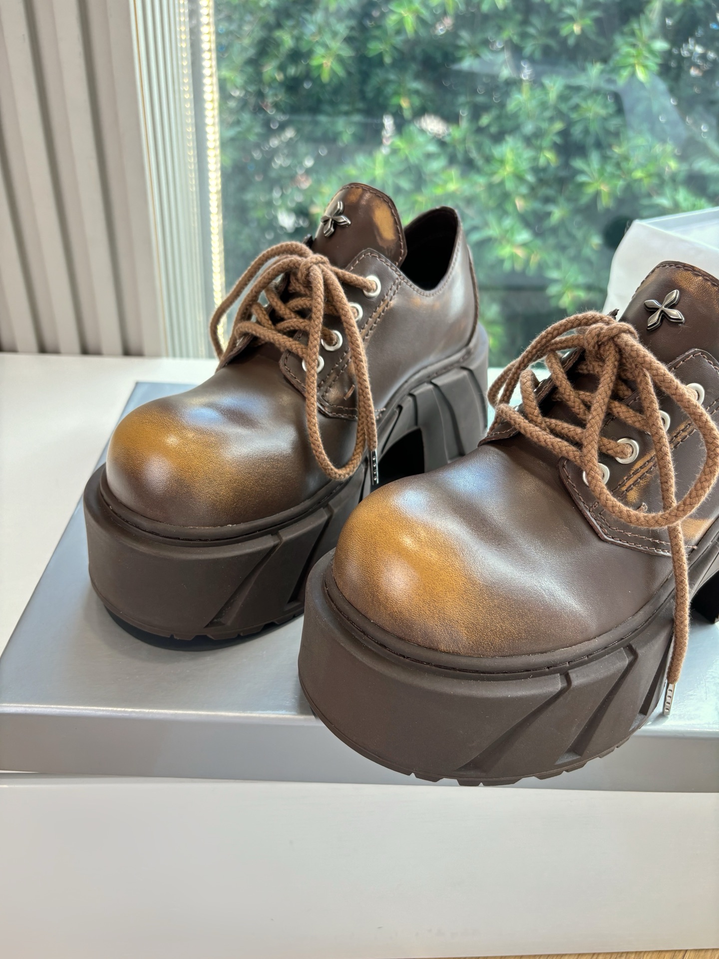 2025 SMFK High-Cut Sneakers: Stylish, Invincible, Net Red Stars. - 图片 8