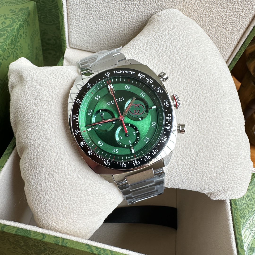 NO:822487,Batch Gucci interlocking series, original Gucci men's six-hand chronograph quartz men's watch, the small eye Gucci logo at 3 o'clock is small seconds. 41mm diameter, original Swiss movement, sapphire glass, pay attention to details and comparison. Waterproof 100m, highly recommended, good product!  Complete package!  ,,gucci,gucci19860909批 Gucci interlocking系列,古驰原厂正品男款六针计时石英男表,3点位的小眼古驰logo为小秒走时.41mm表径,原装瑞士机芯,蓝宝石玻璃,注意细节对比.防水100m,强力推荐,好货！全套包装！,,gucci,gucci,Watch