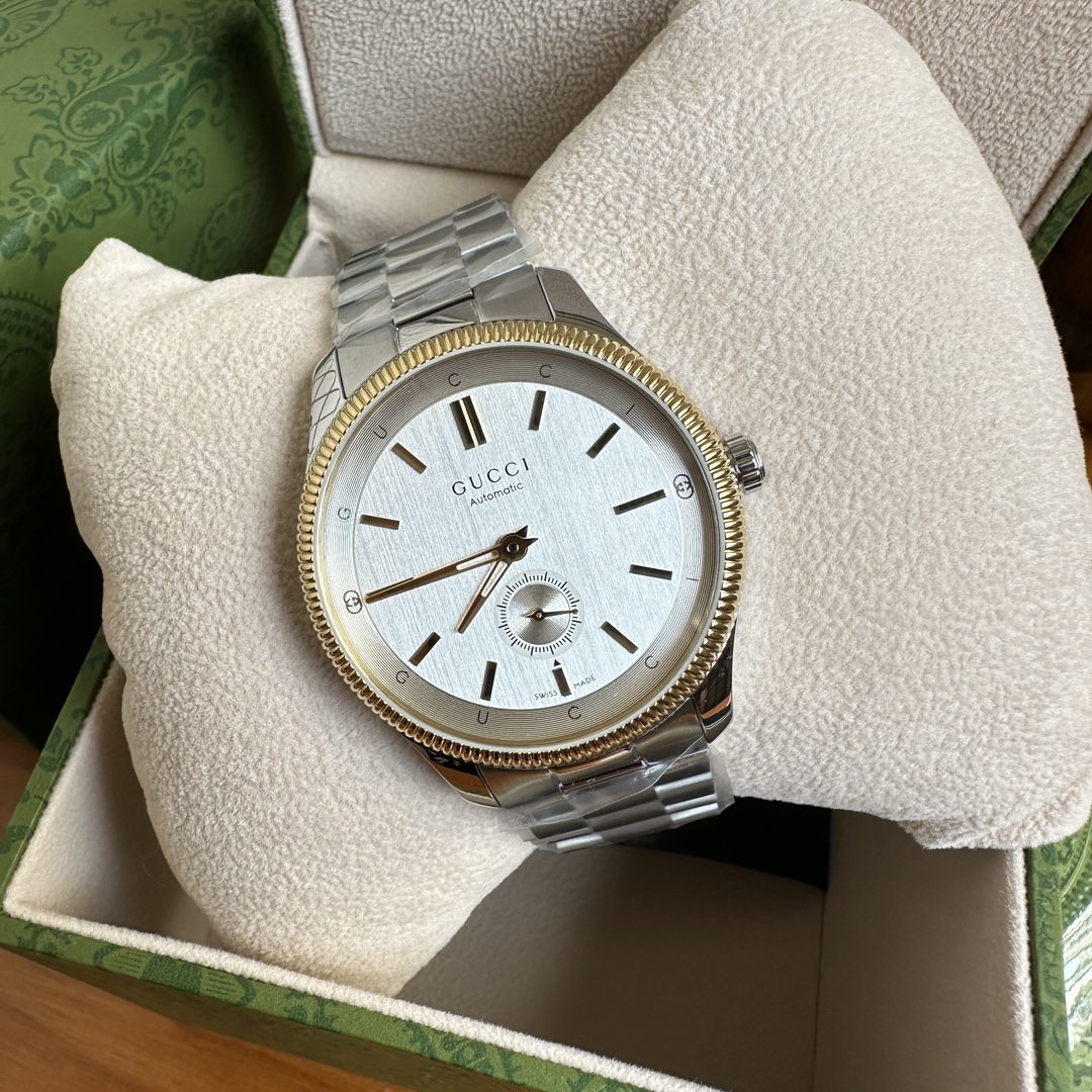 NO:822607,Batch Gucci, G-Timeless series watch, pure original men's mechanical watch, equipped with automatic original Swiss SW260 self-winding movement, power reserve up to 40 hours. Anti-reflective sapphire glass, stainless steel strap, stainless steel case. Back-through movement, 6 o'clock small seconds. Dial 40mm, waterproof performance 5 ATM (160 feet / 50 meters),, gucci, gucci, stuart weitzman19860909批 古驰Gucci,G-Timeless系列腕表,纯原正品男款机械表,搭载自动原装Swiss SW260自动上弦机芯,动力储备达40小时.防反射蓝宝石玻璃,精钢表带,精钢表壳.背透机芯,6点位小秒针.表盘40mm,防水性能5 ATM (160英尺 / 50米),,gucci,gucci,stuart weitzman,Watch