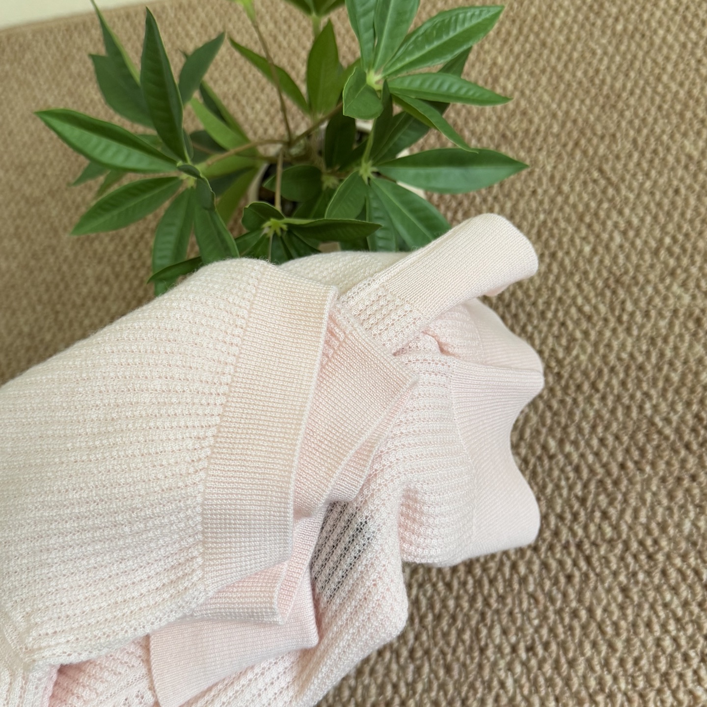 LP 新款粉色镂空Polo衫定织定染15天出货的～桑蚕丝羊毛细腻柔软颜色还原 粉粉的超级美哦～五金开模1