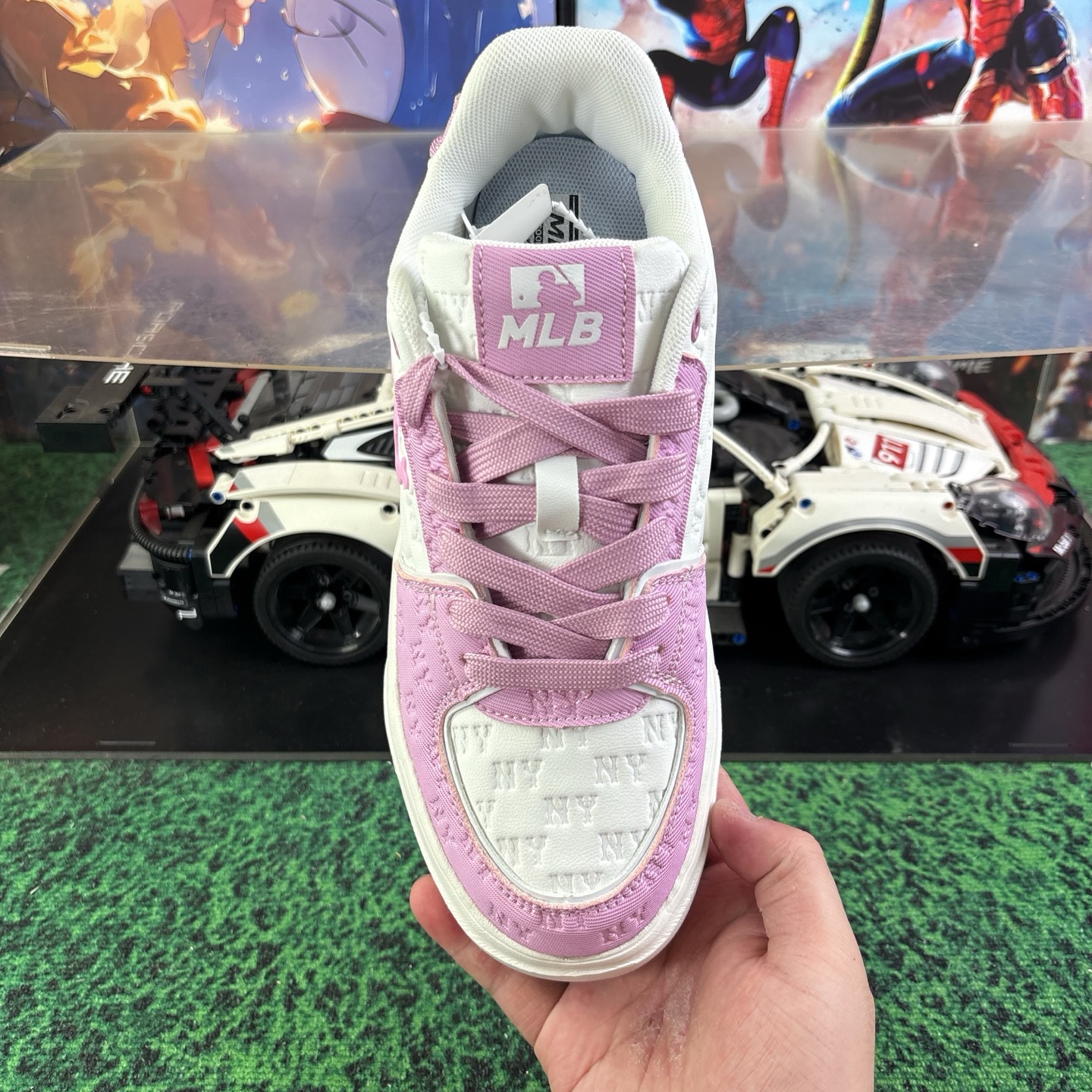 放店✅💰105 M25-2白粉


03 高版本套楦工艺 正确版型 尺码36-44男女码现货