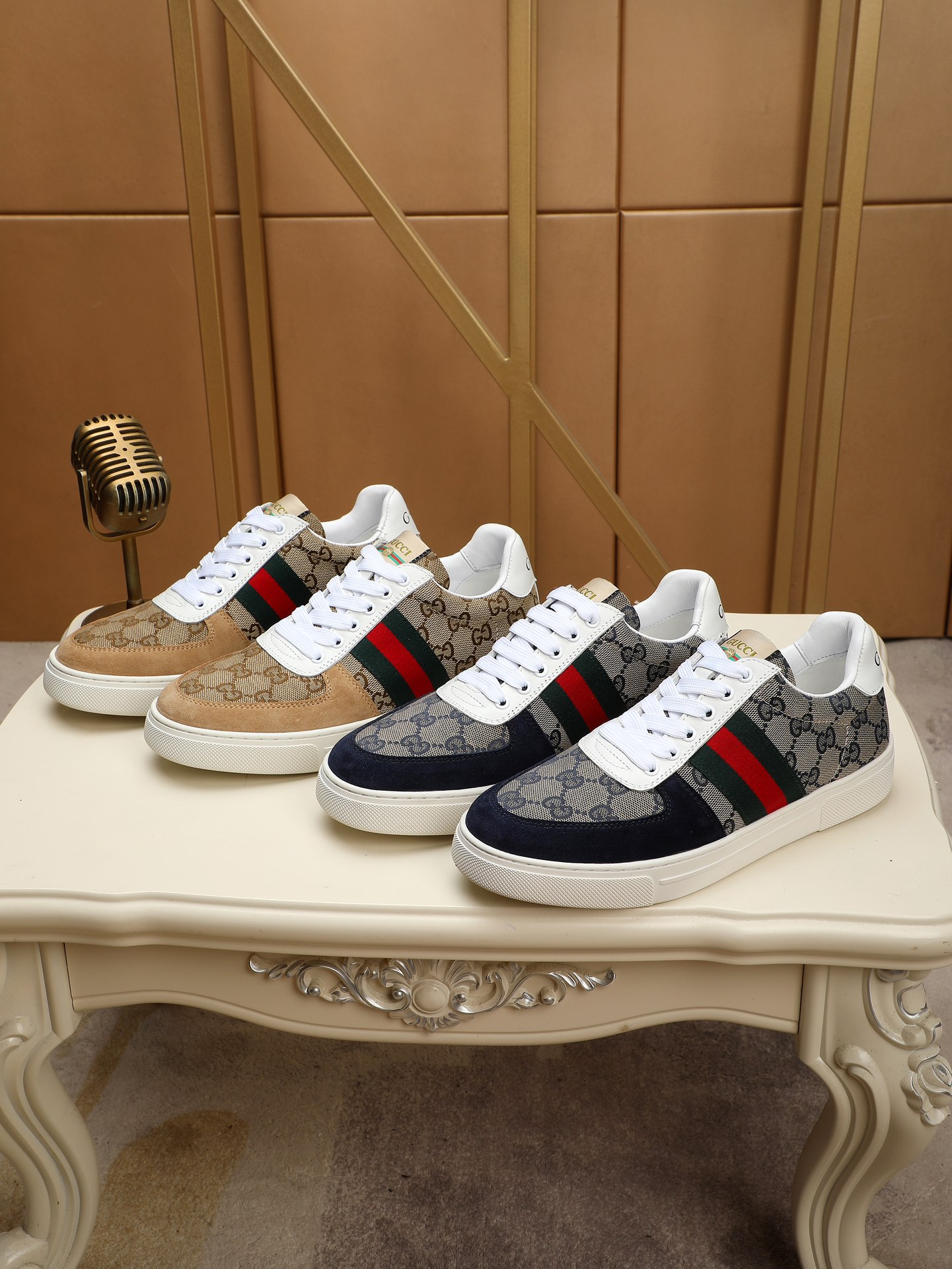 NO:270962,The new leather shoes for real-price Guqi are sold simultaneously for the counter of the counter of the new leather imported Italian cowhide, fully imported cowhide lining, imported accessories, completely 1 to 1 replica, original sole is specially supplied with original sole, exclusive movable molding sole is super comfortable, original order goods, high quality, can enter and exit the counter at will, welcome to compare the number: 38-44. It can be customized 45 without return or exchange, cowhide19860909实价古奇顶级男士新款皮鞋专柜同步发售鞋面意大利进口牛皮面,全进口牛皮内里,进口配件,完全1比1复刻,鞋底原厂特供原版底,独家活动成型底超级舒适,原厂跟单货,高品质,可随意进出专柜,欢迎对比码数:38-44.可定做45不退换,,cowhide,Men's shoes