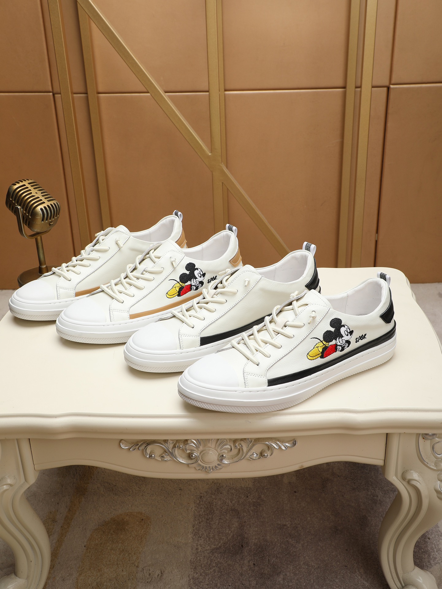 NO:270934,Real price latest casual men's shoes, welcome 1:1 comparison, single style Guqi Hong Kong counter casual shoes, counter quality, support inspection, high-quality workmanship, upper uses Italian imported cowhide, imported leather lining, original fashion sports sole, casual fashion, high-end quality, size 38-44, cowhide19860909实价 最新休闲男鞋,欢迎1:1对比,爆单款古奇香港专柜休闲鞋,专柜品质,支持验货,优质做工,鞋面采用意大利进口头层牛皮,进口皮内里,原版时尚运动大底 ,休闲时尚,高端品质,码数38-44,,cowhide,Men's shoes