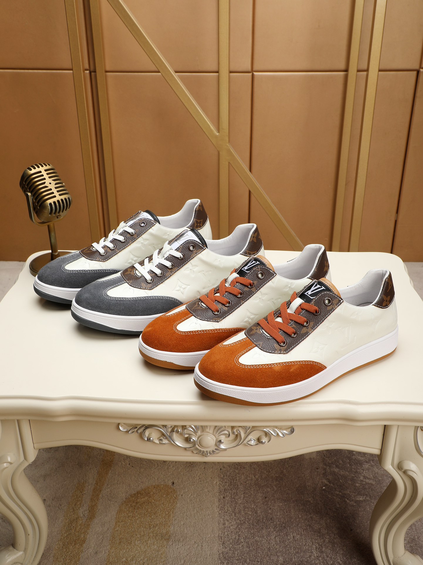 NO:270961,Real price Latest casual men's shoes, welcome 1:1 comparison, single style Lv Hong Kong counter casual shoes, counter quality, support inspection, high-quality workmanship, upper uses Italian imported cowhide, imported leather lining, original fashion sports sole, casual fashion, high-end quality, size 38-44,, louis vuitton, cowhide19860909实价 最新休闲男鞋,欢迎1:1对比,爆单款Lv 香港专柜休闲鞋,专柜品质,支持验货,优质做工,鞋面采用意大利进口头层牛皮,进口皮内里,原版时尚运动大底 ,休闲时尚,高端品质,码数38-44,,louis vuitton,cowhide,Men's shoes