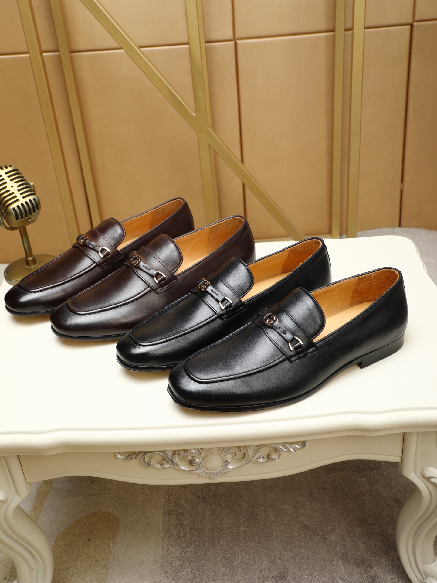 NO:283443,[Real Price] Niuli Guqi] GUCCI high-end men's formal business leather shoes, original 11 authentic products!  Original imported high-end beaded calfskin, original metal buckle, imported head layer cowhide inner footbed Original outsole, men's shoes size 38-45 2 colors available, gucci, cowhide19860909【实价】 牛里 古奇】GUCCI高端男士正装商务皮鞋,原单11正品货！原版进口高端开边珠小牛皮,原版金属饰扣,进口头层牛皮内里垫脚 原版大底,男鞋码数38-45 2色颜色可选,,gucci,cowhide,Men's shoes