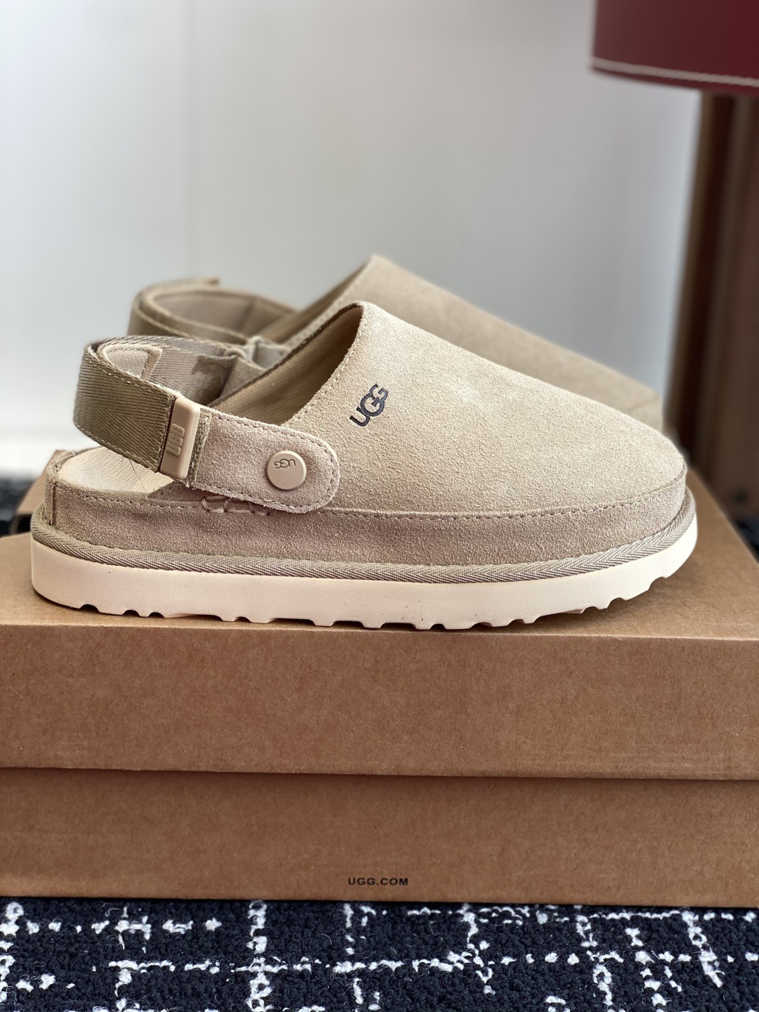 Real 🎤 🎤 Chanclas ugg nuevas de 25ss. Me he enamorado de esta marca. He estado buscando durante mucho tiempo para enc…