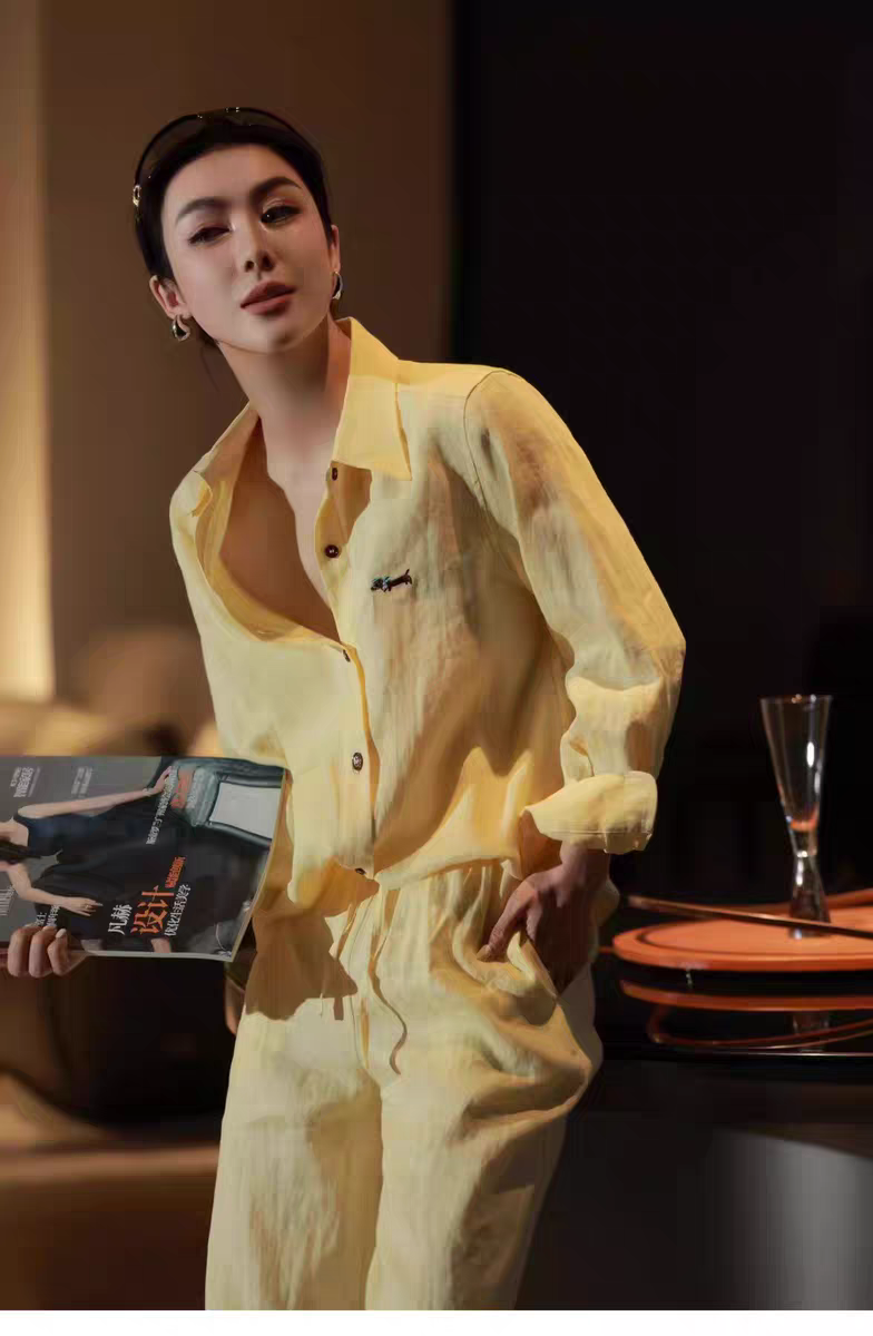 Fashionable Women’s Suit with Exchange Support, High-Quality Packaging, and Battery Recommendation. - 图片 5