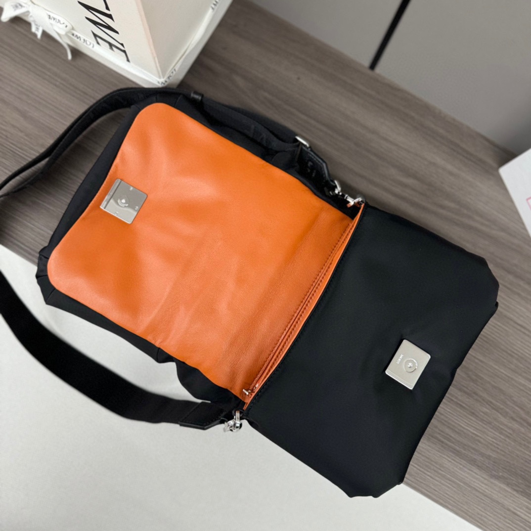 LOEWE tas Premium — photo 7