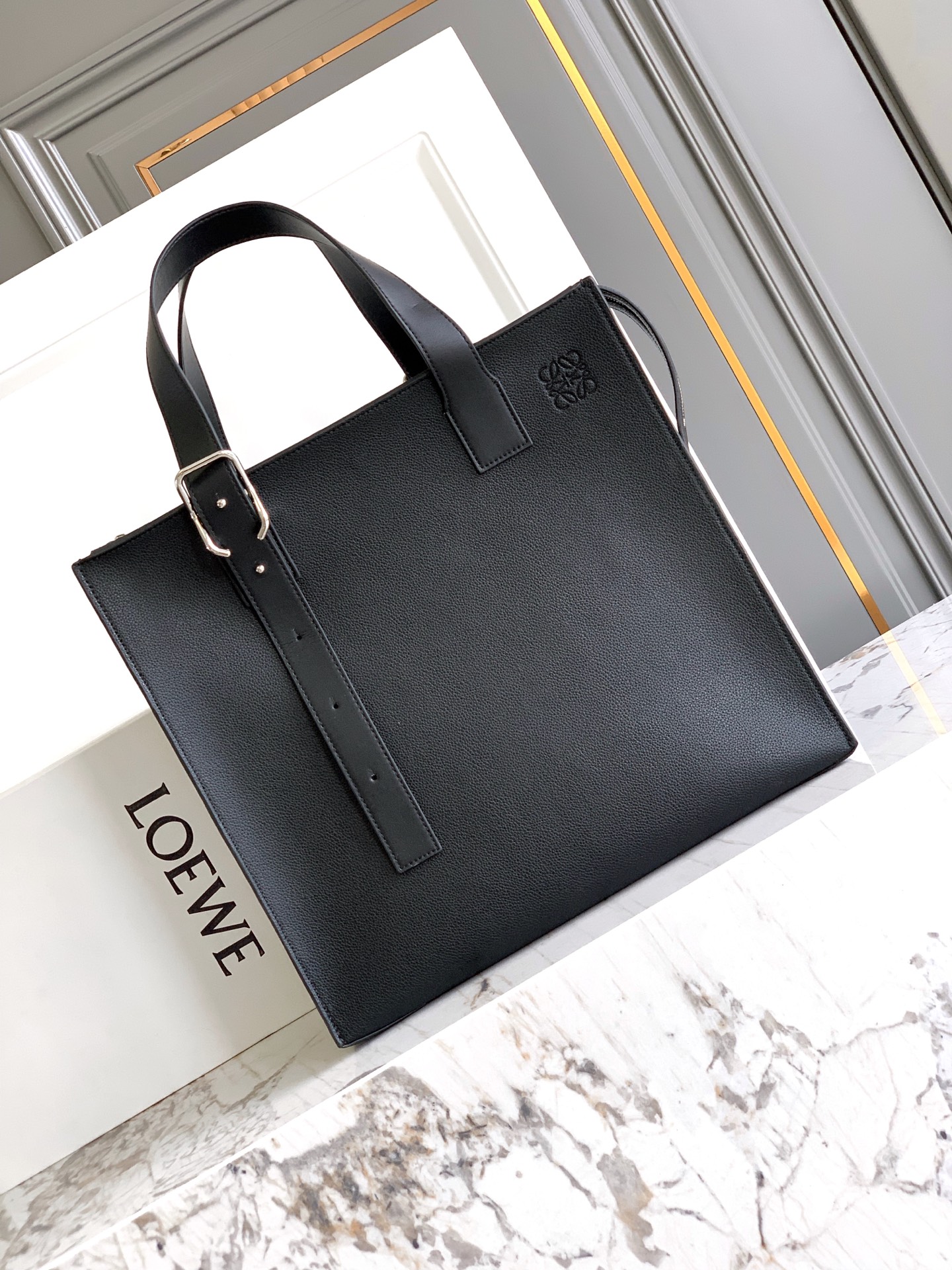 Loewe Loewe Buckle Tote手袋 黑色