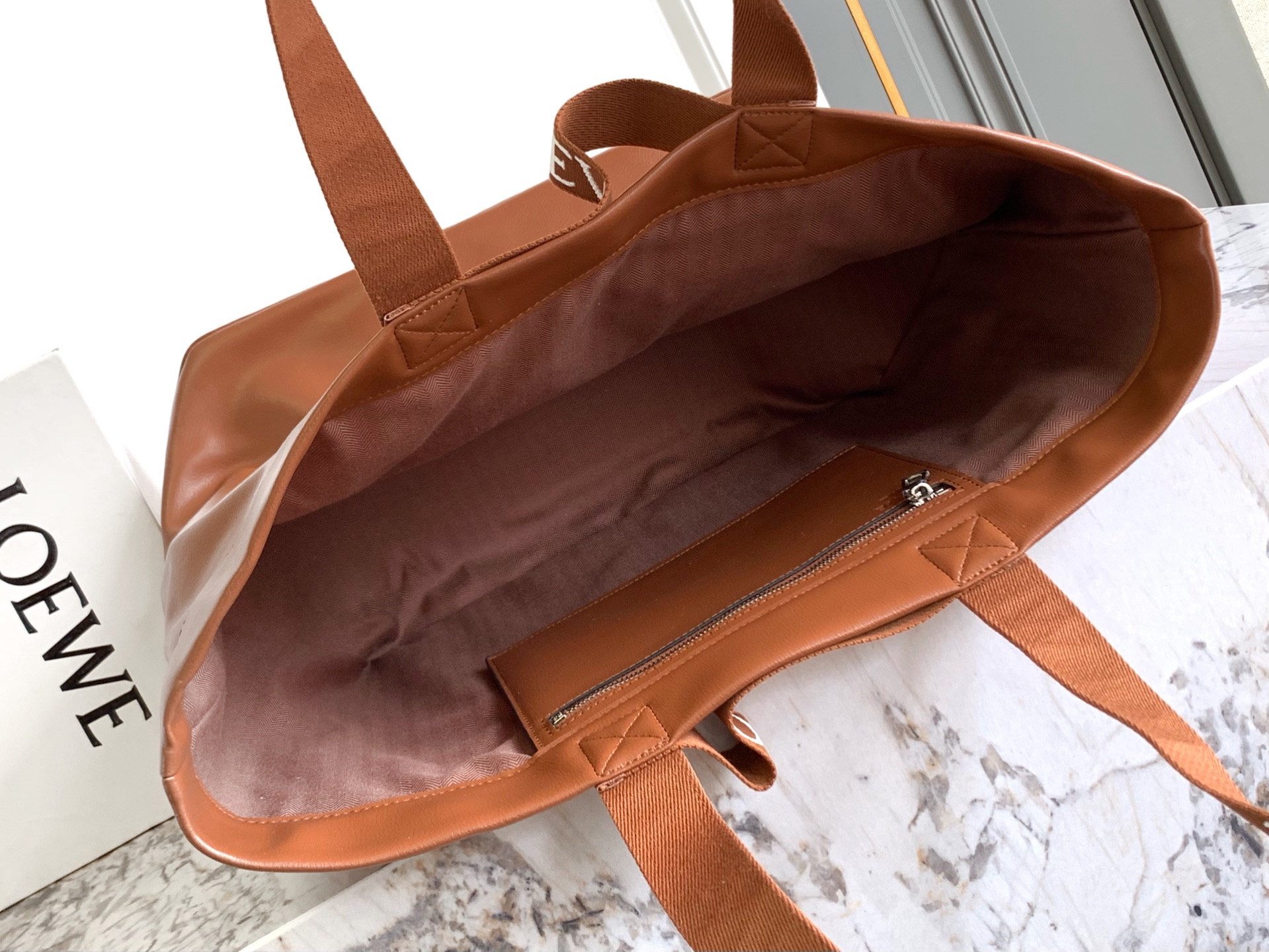 Loewe 重新定义罗威风格