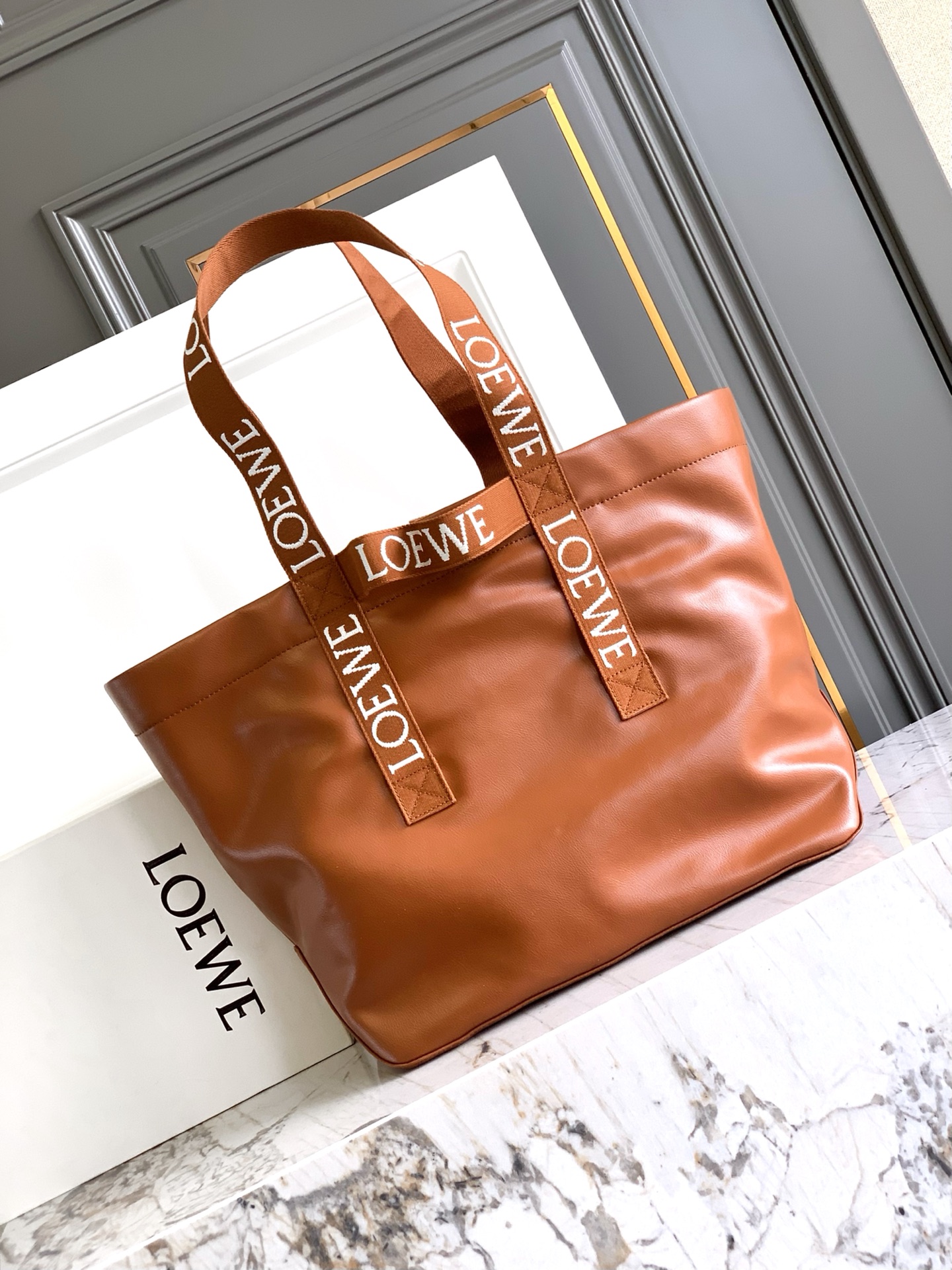 Loewe 重新定义罗威风格