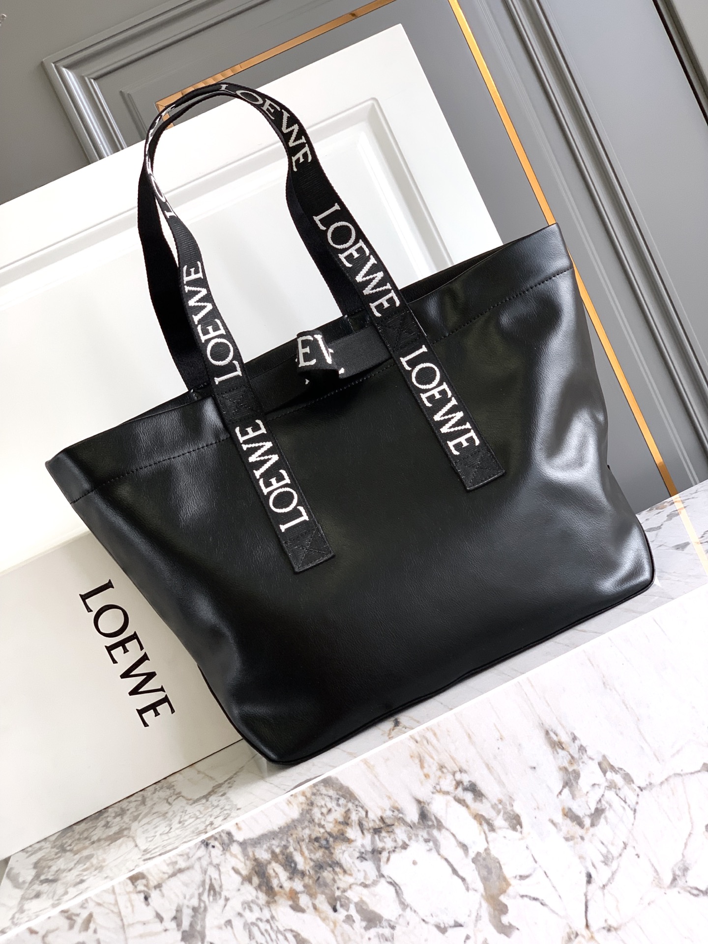 Loewe 重新定义罗威风格