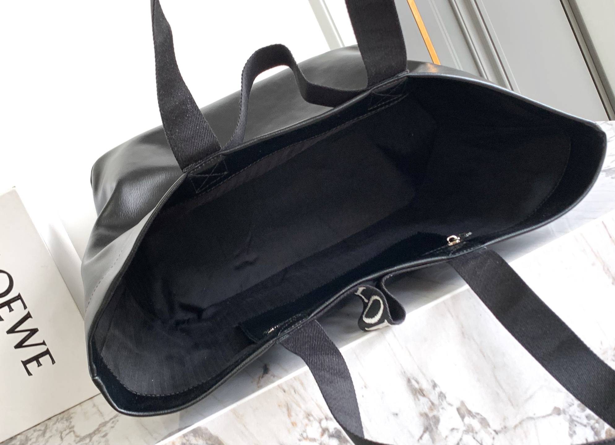 Loewe 重新定义罗威风格