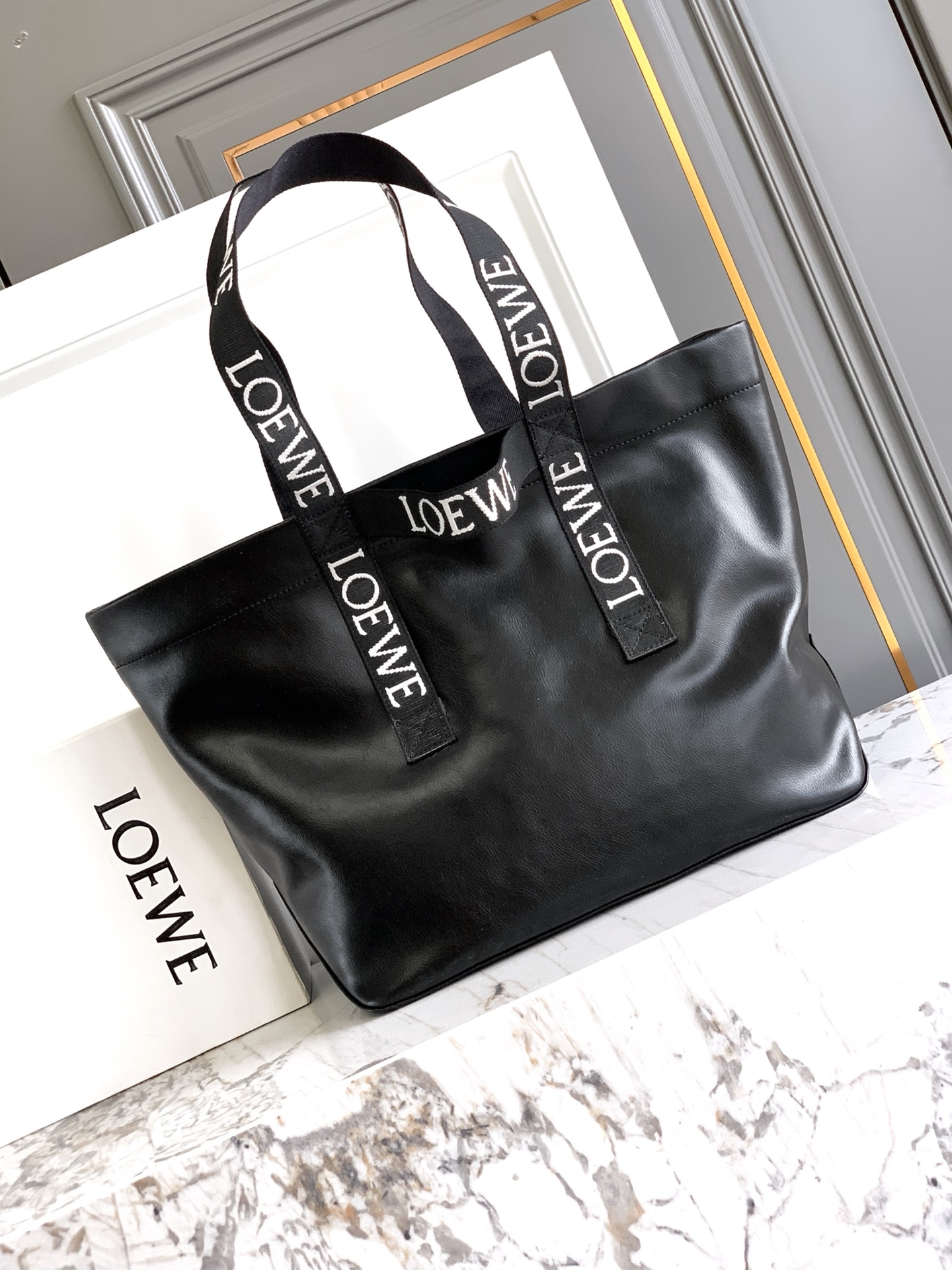 Loewe 重新定义罗威风格