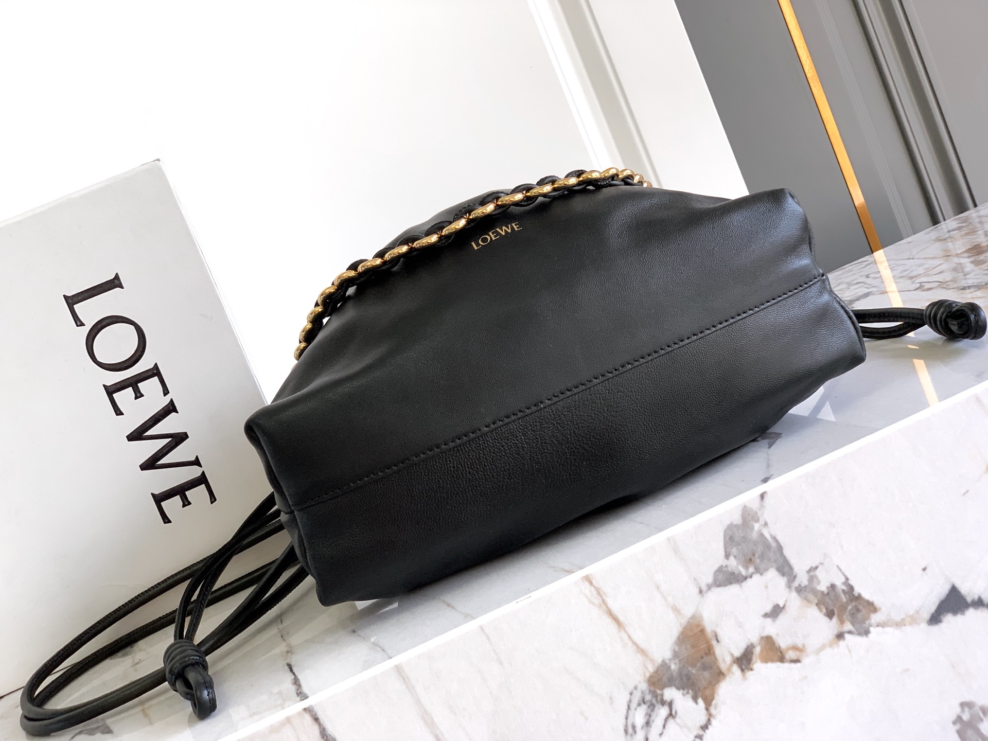 Loewe 24ss “𝙁𝙡𝙖𝙢𝙚𝙣𝙘𝙤 𝙋𝙪𝙧𝙨𝙚”