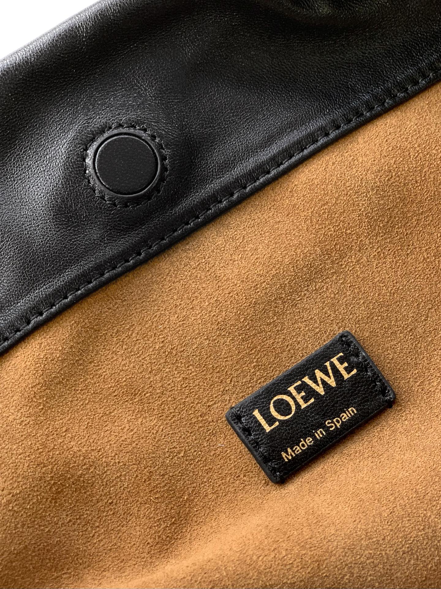 Loewe 24ss “𝙁𝙡𝙖𝙢𝙚𝙣𝙘𝙤 𝙋𝙪𝙧𝙨𝙚”