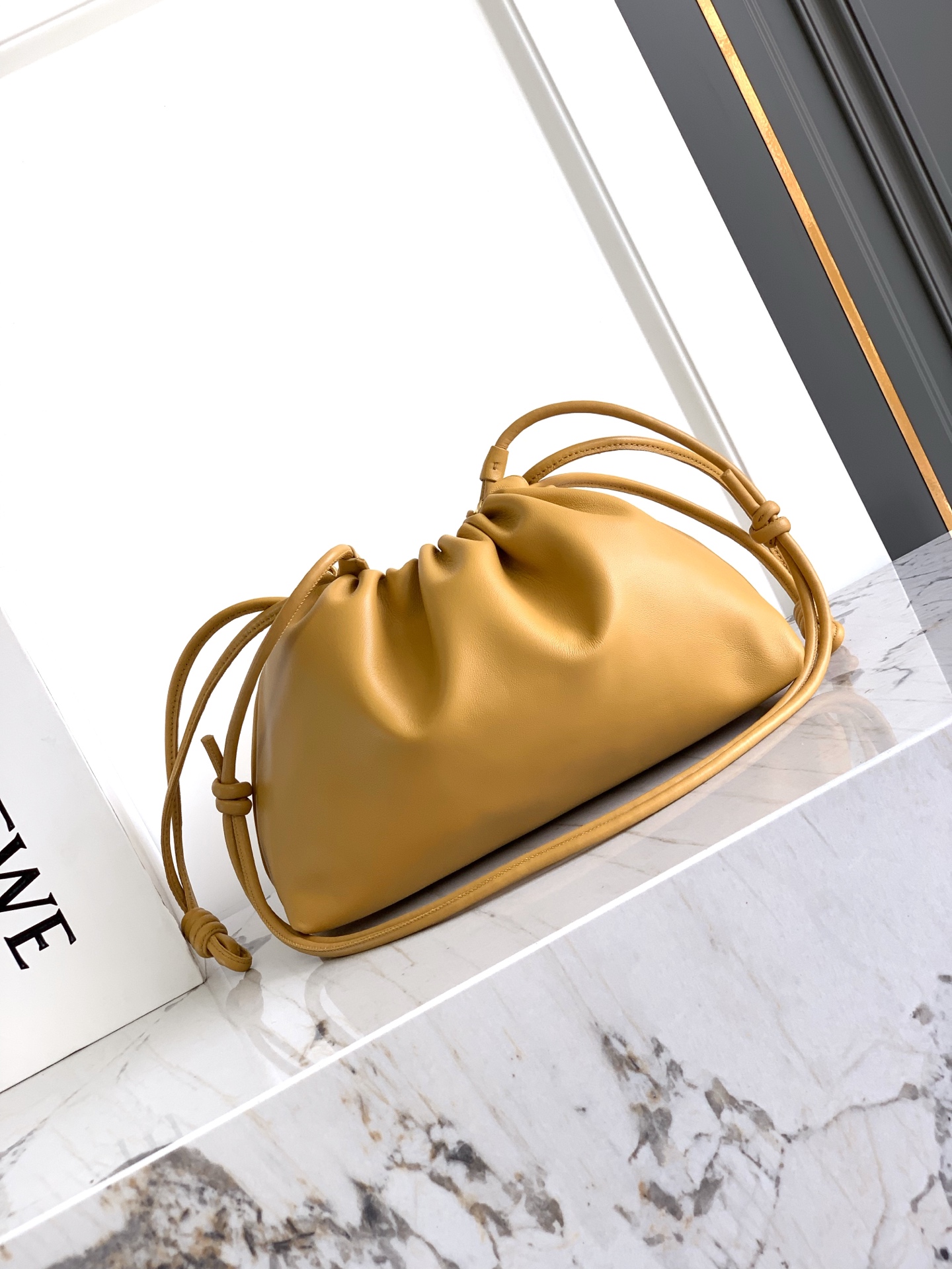 Loewe 24ss “𝙁𝙡𝙖𝙢𝙚𝙣𝙘𝙤 𝙋𝙪𝙧𝙨𝙚”