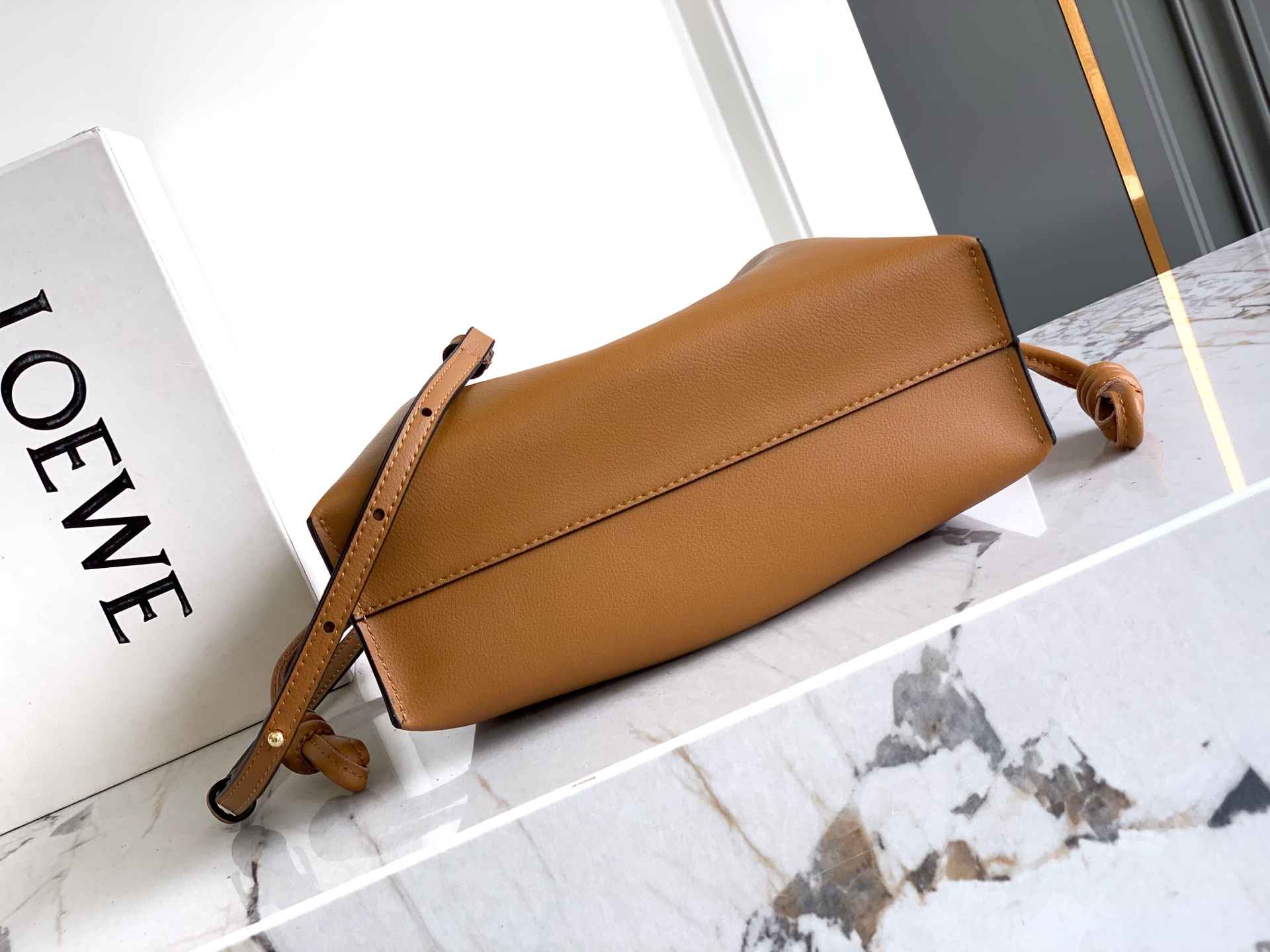 Loewe Flamenco clutch 迷你