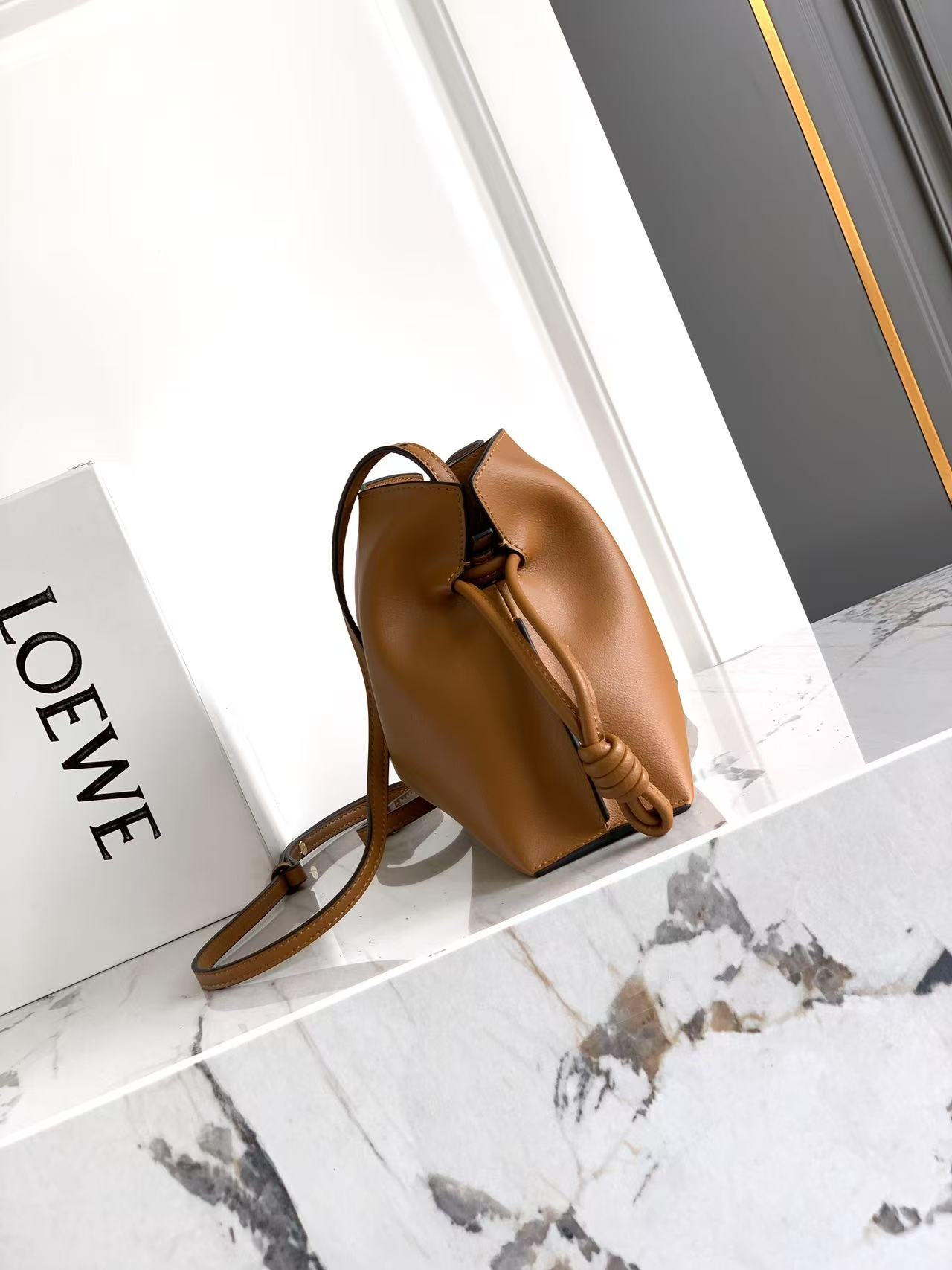 Loewe Flamenco clutch 迷你