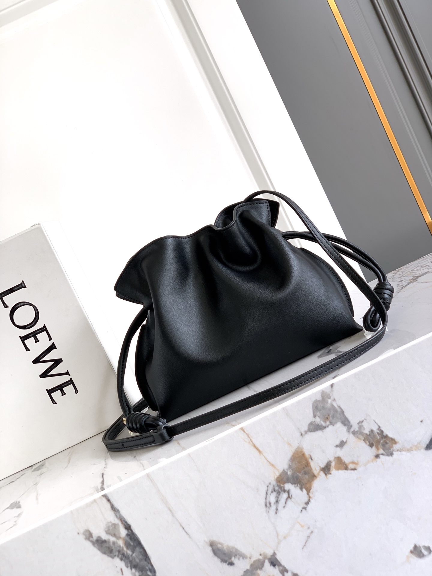 Loewe Flamenco clutch 迷你