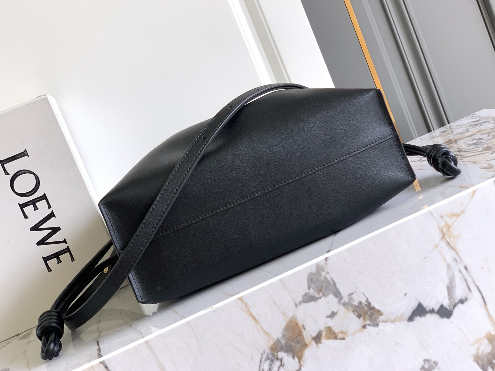 Loewe Flamenco clutch 大号