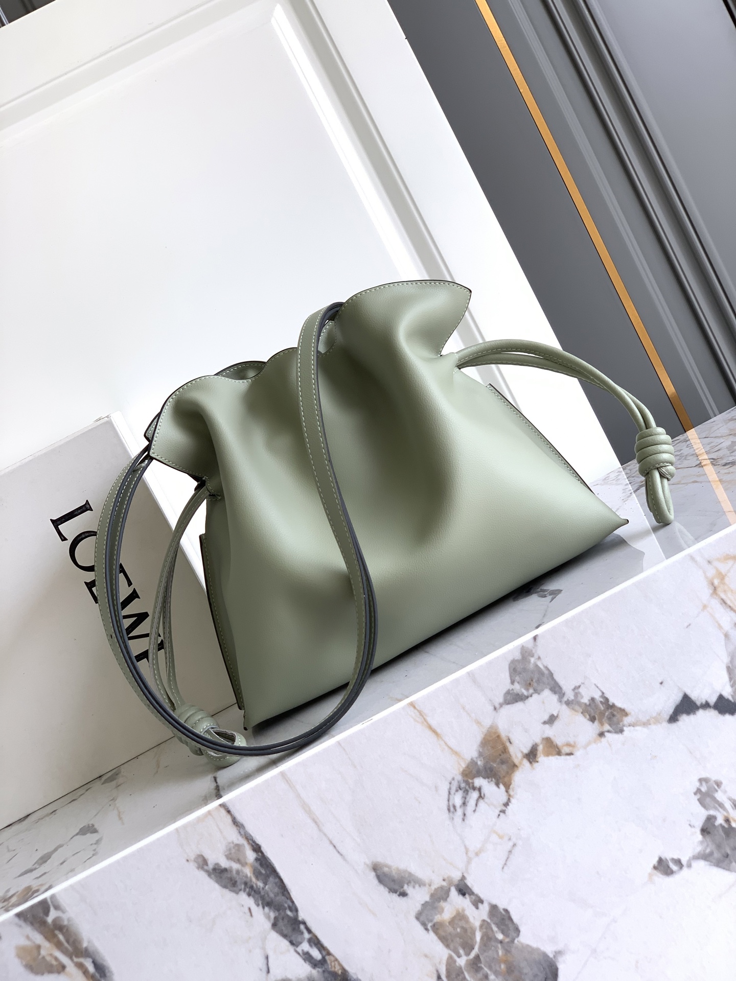 Loewe Flamenco clutch 大号
