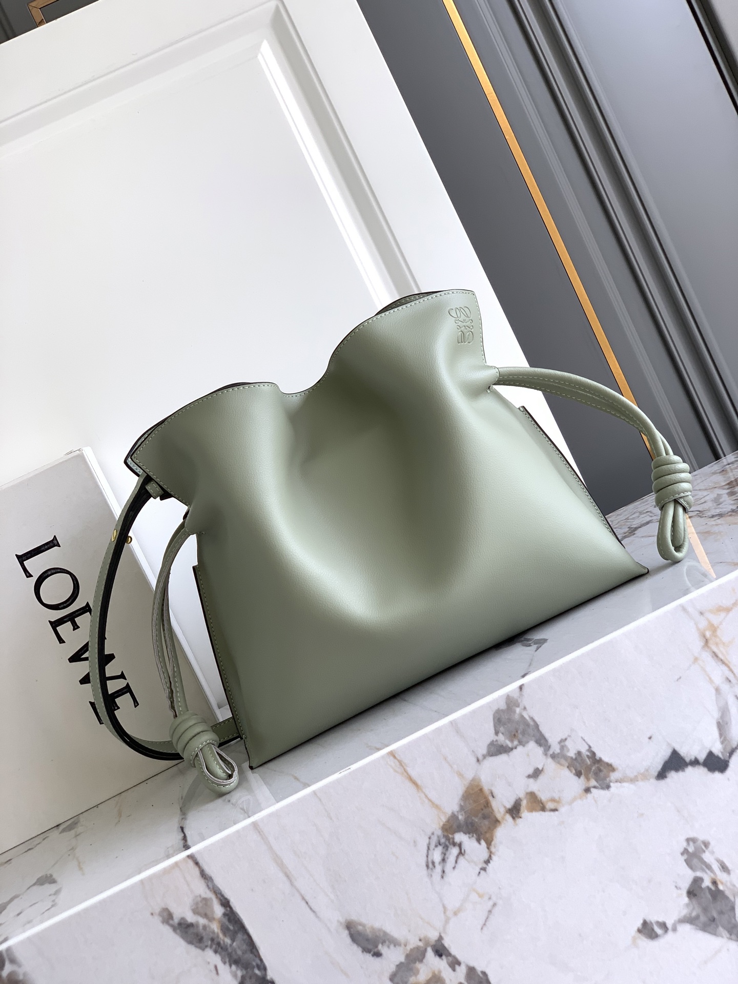 Loewe Flamenco clutch 大号