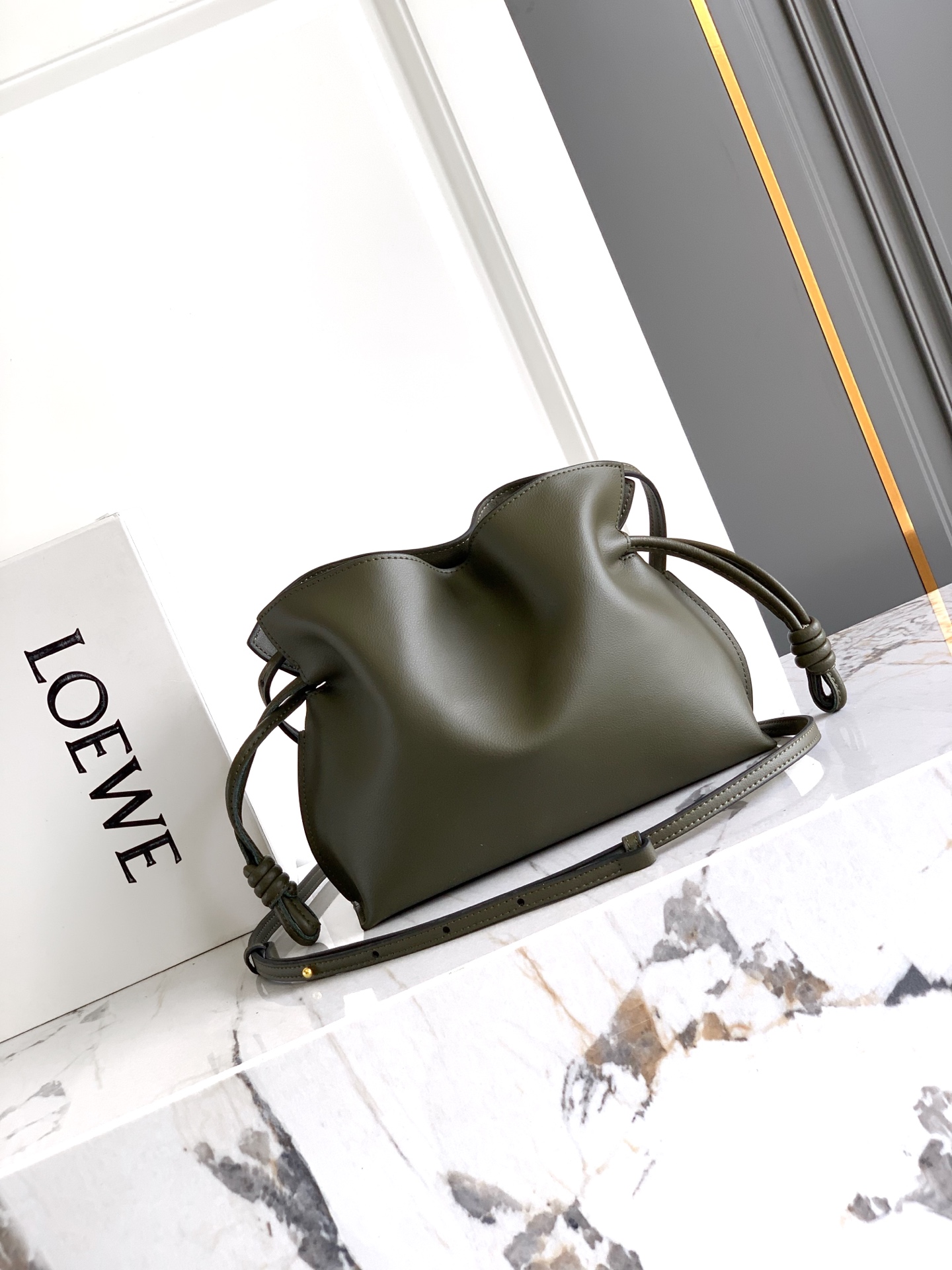 Loewe Flamenco clutch 迷你