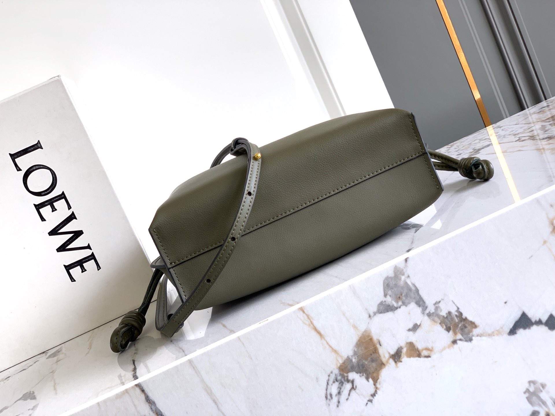 Loewe Flamenco clutch 迷你