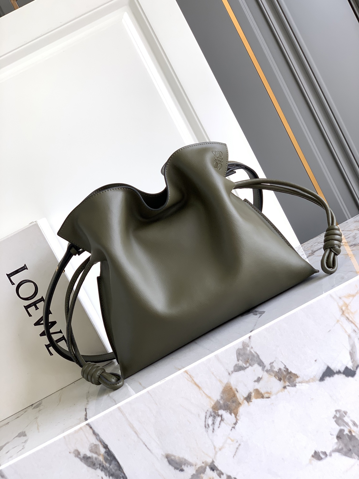 Loewe Flamenco clutch 大号