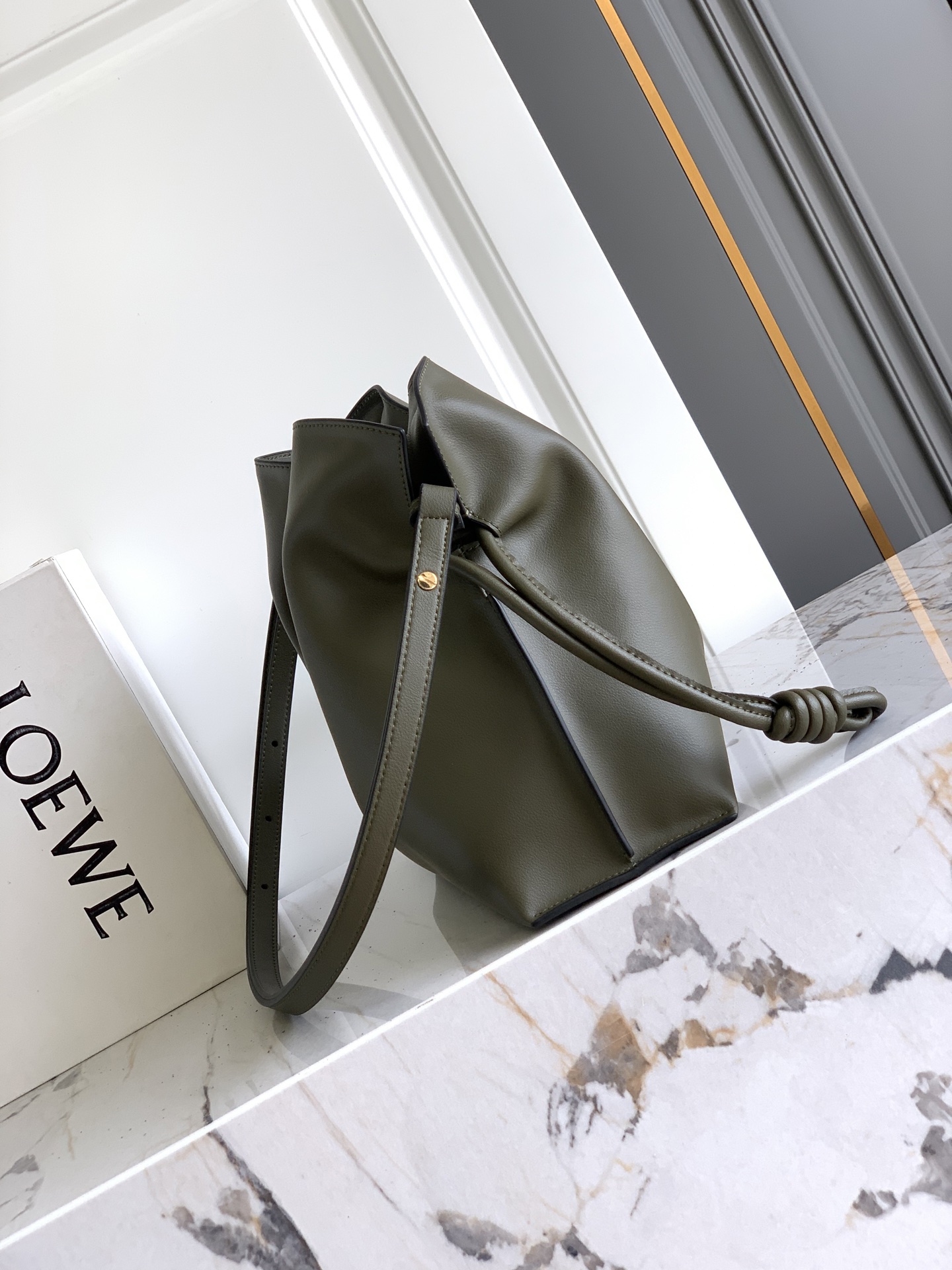 Loewe Flamenco clutch 大号