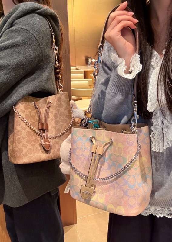 _dkR9svu2XCDHxXAIpyWDhfVqv1GFLuykP9sTLGA