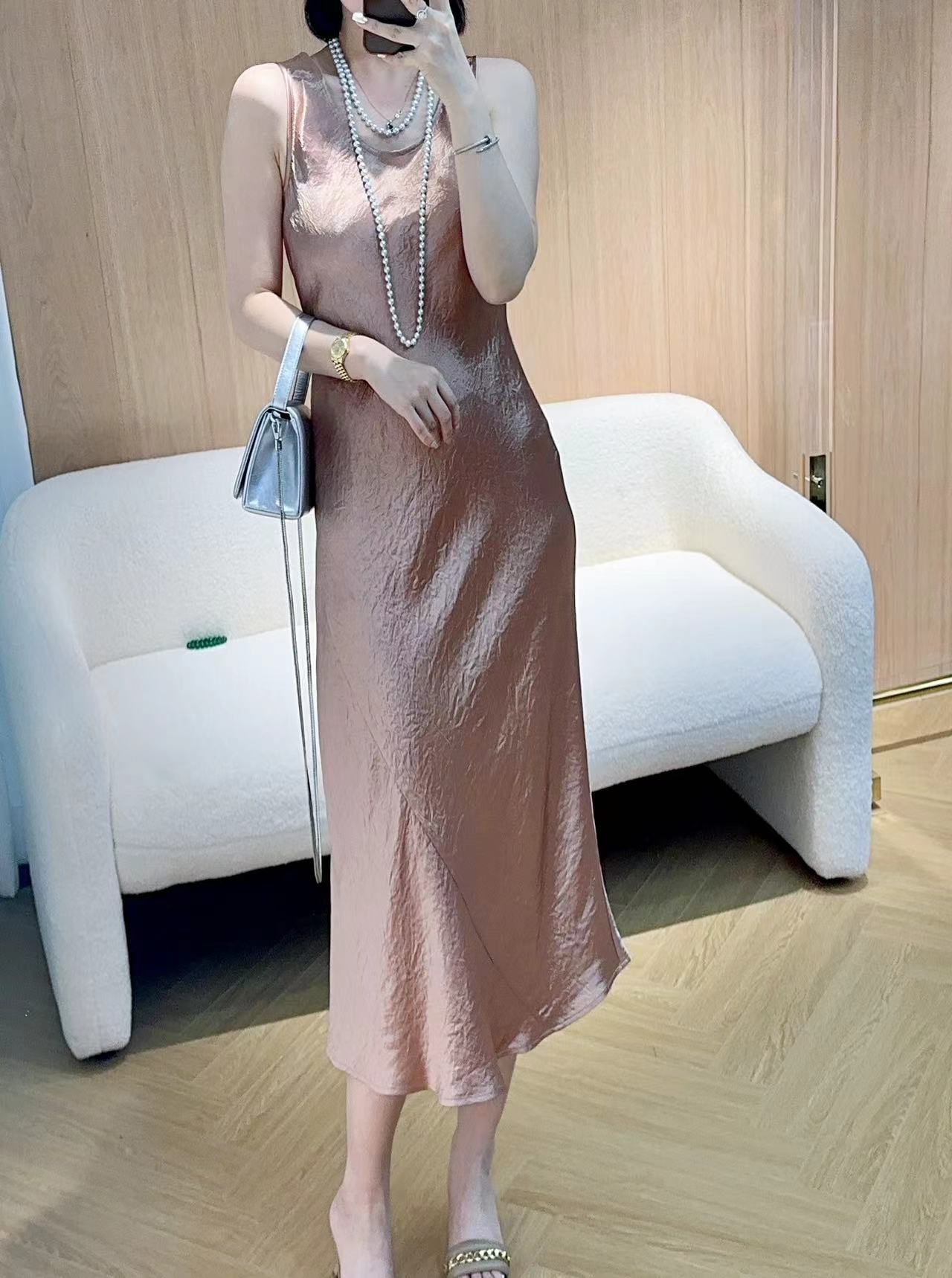 High-End Women’s Suit with Sandro’s Acetic Acid Vests: Specifications and Colors - 图片 2