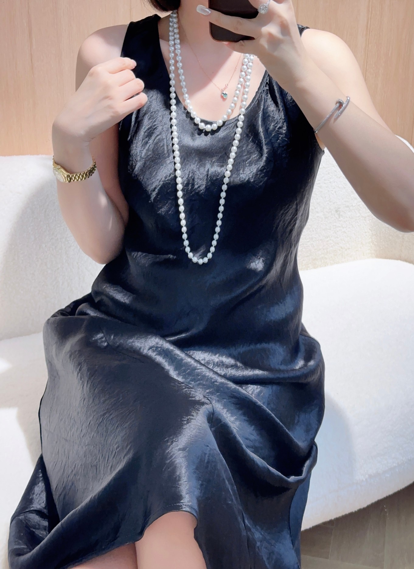 High-End Women’s Suit with Sandro’s Acid Vests: Specifications, Colors, and Quality - 图片 7