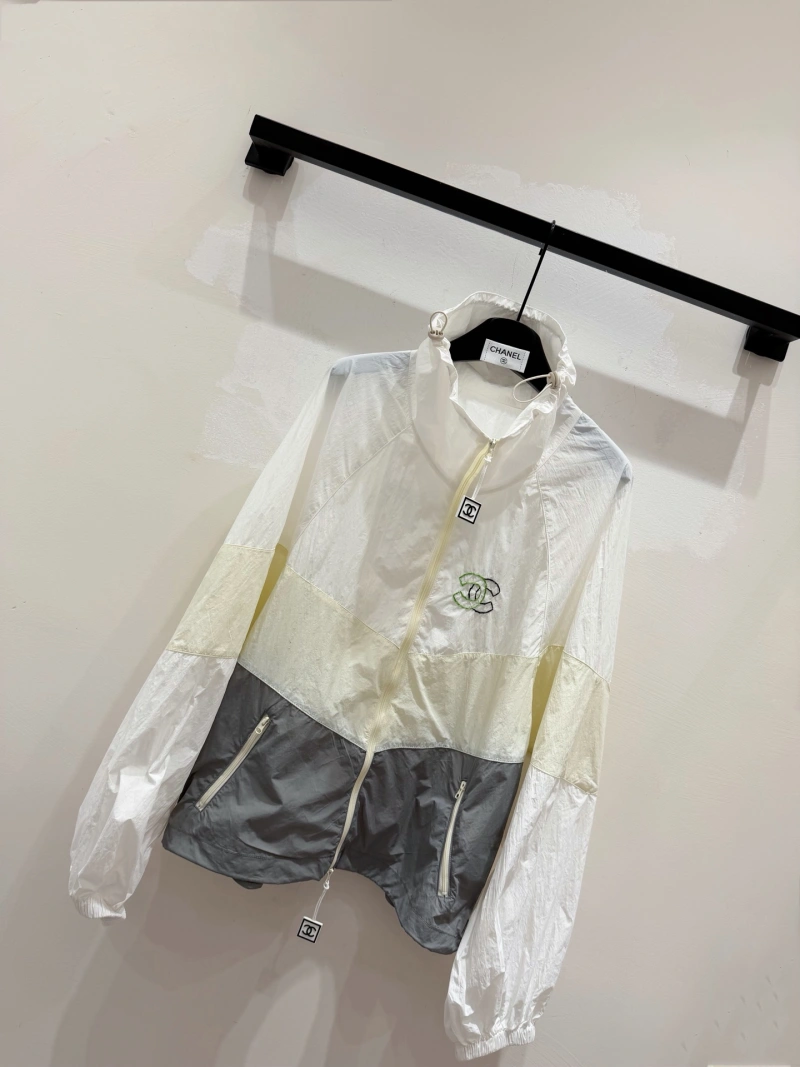 Лёгкая куртка разноцветная с молнией Chanel