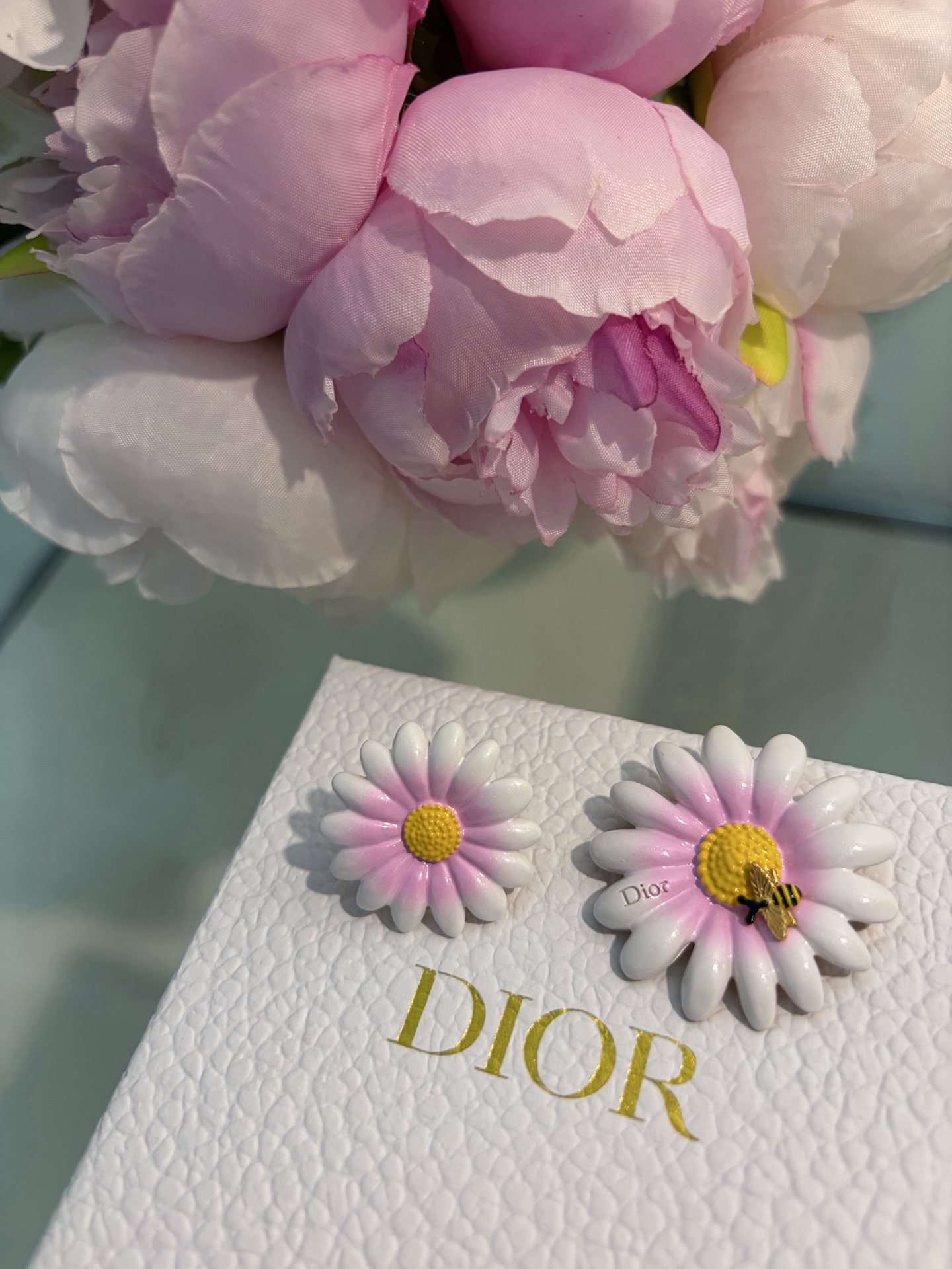 디올 귀걸이 135211 Dior Earrings 썸네일 이미지