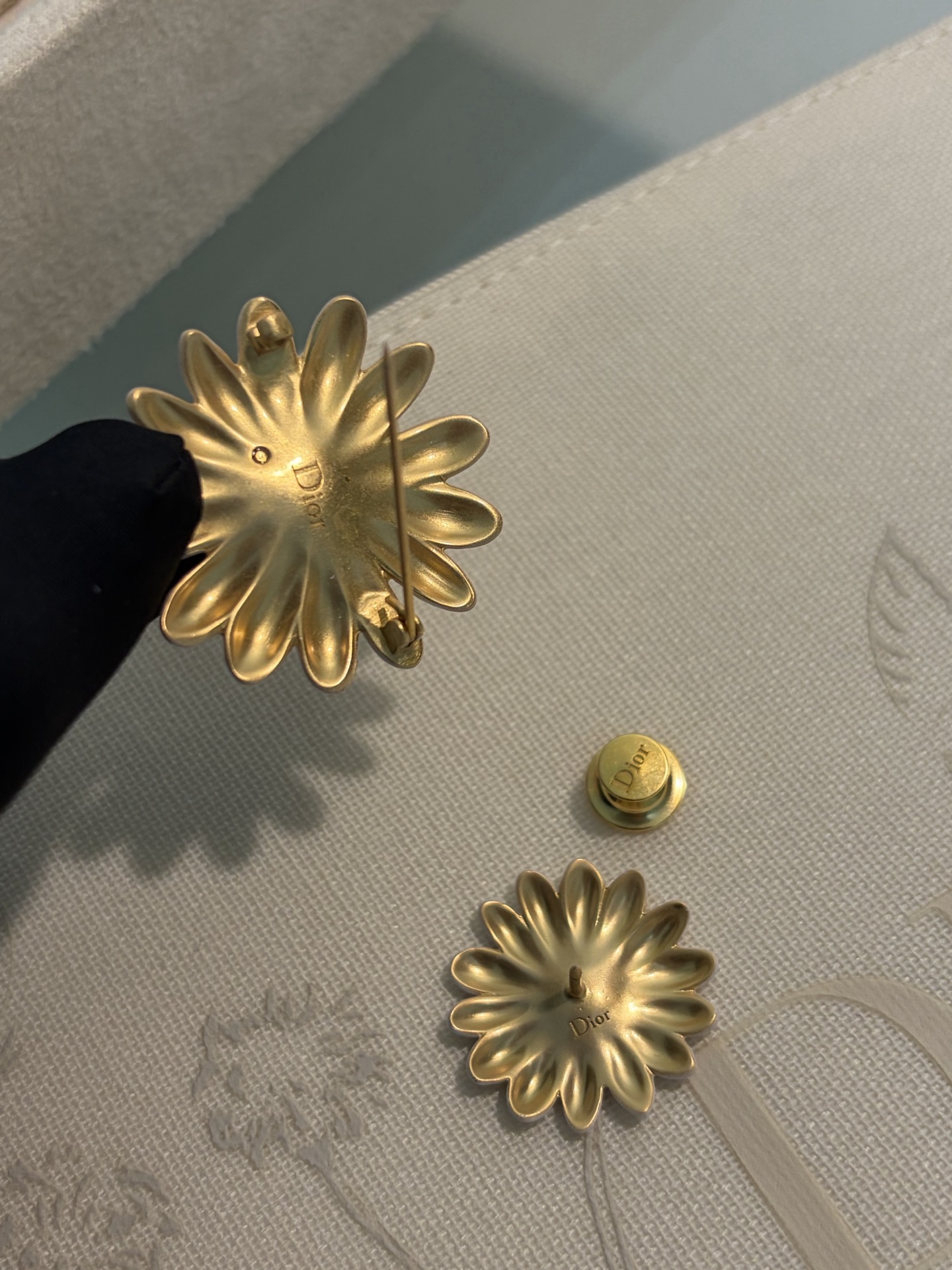 디올 귀걸이 135211 Dior Earrings 썸네일 이미지