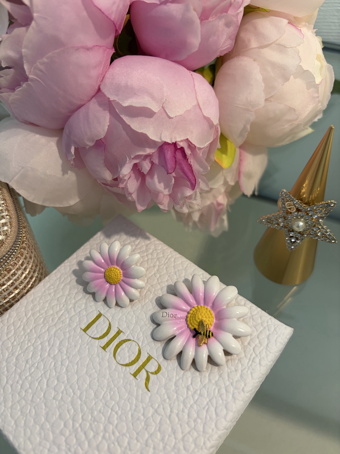 디올 귀걸이 135211 Dior Earrings 썸네일 이미지