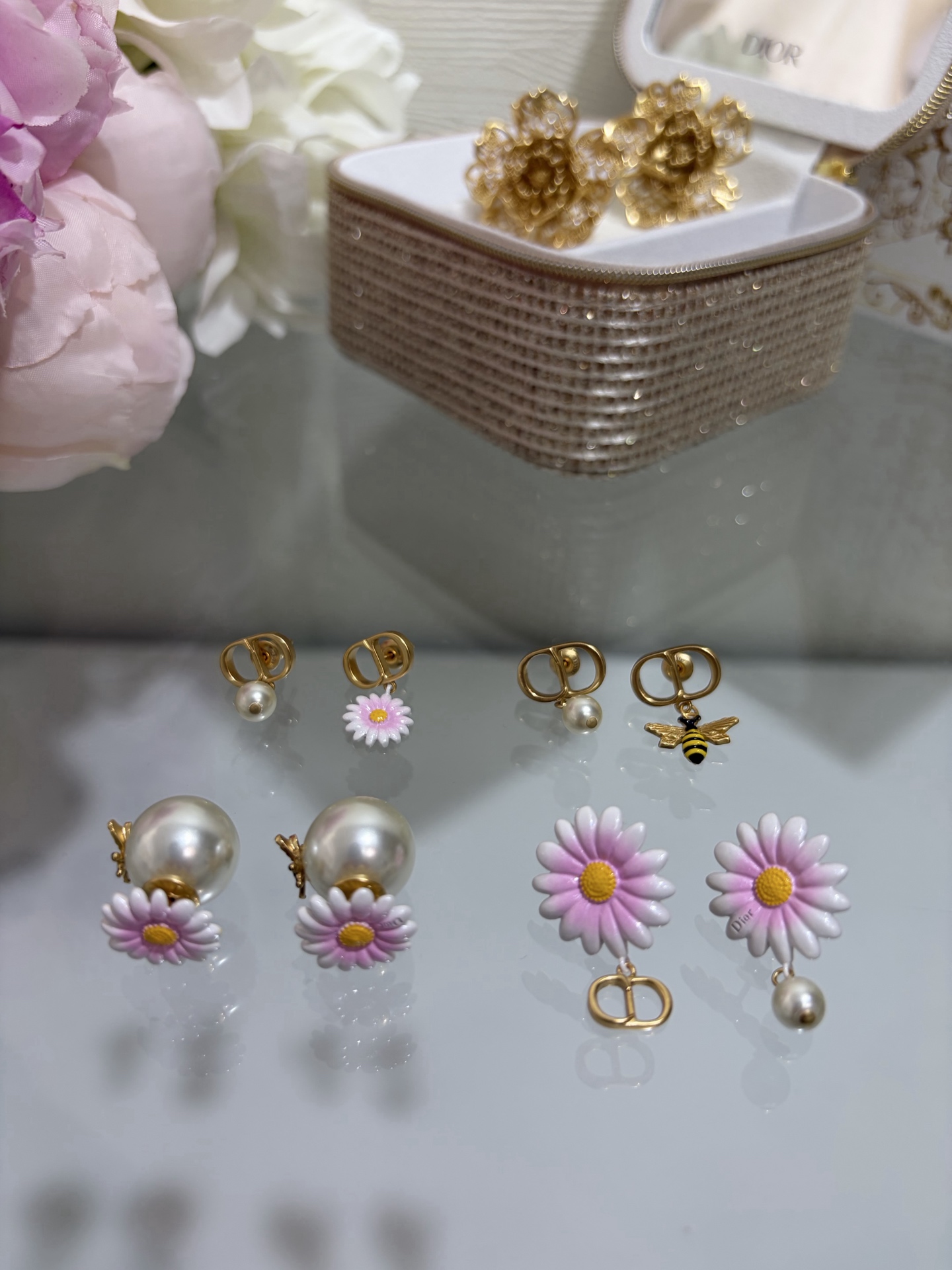 NO:765939,Dior new product collection Encounter in the romance of spring, Dior, Cartier high-end accessories19860909Dior 新品合集 邂逅在春天的浪漫里,,dior,卡迪亚高端饰品,Jewelry